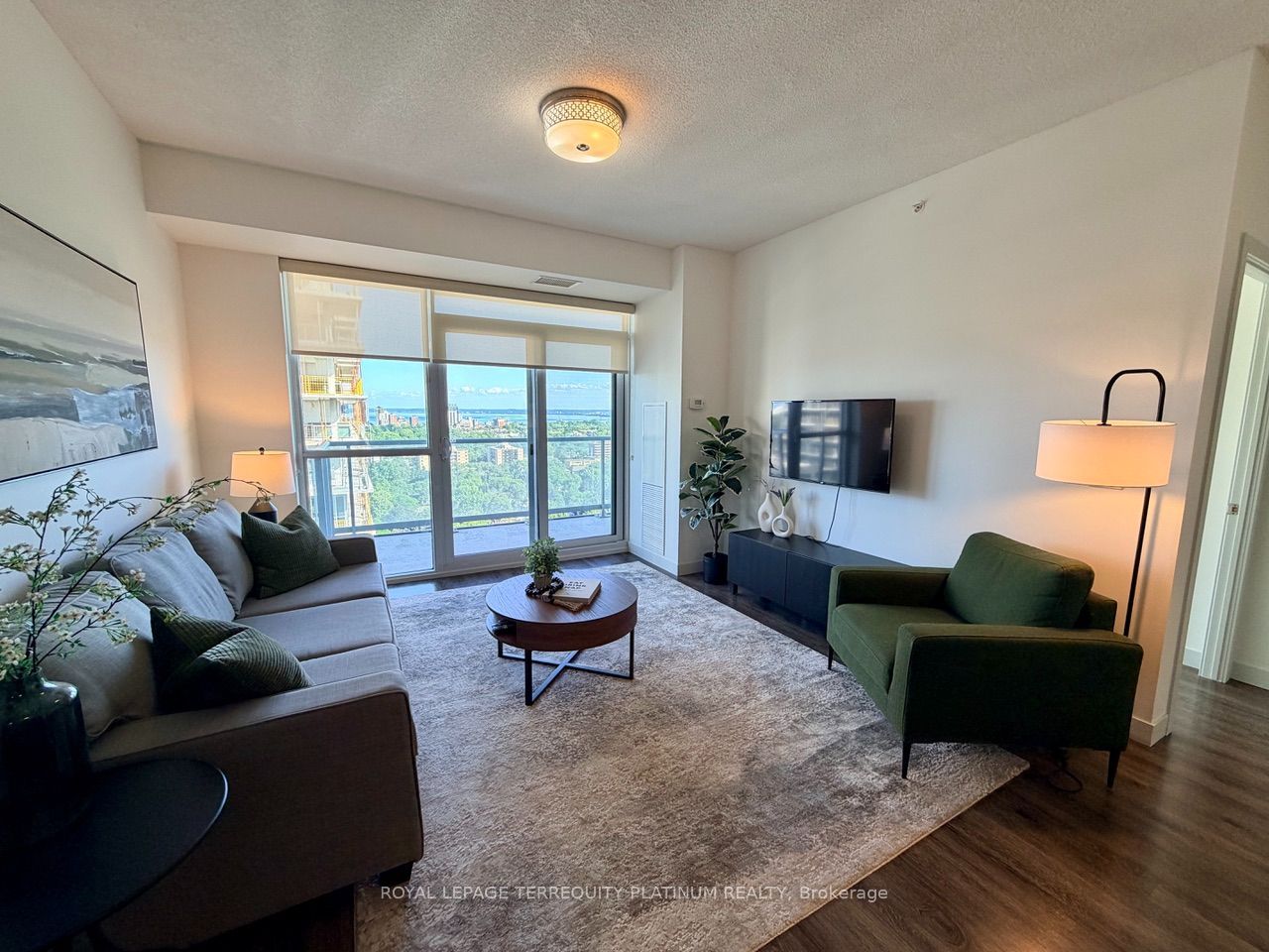 2081 Fairview Street 1706, Burlington, ON L7R 0E4