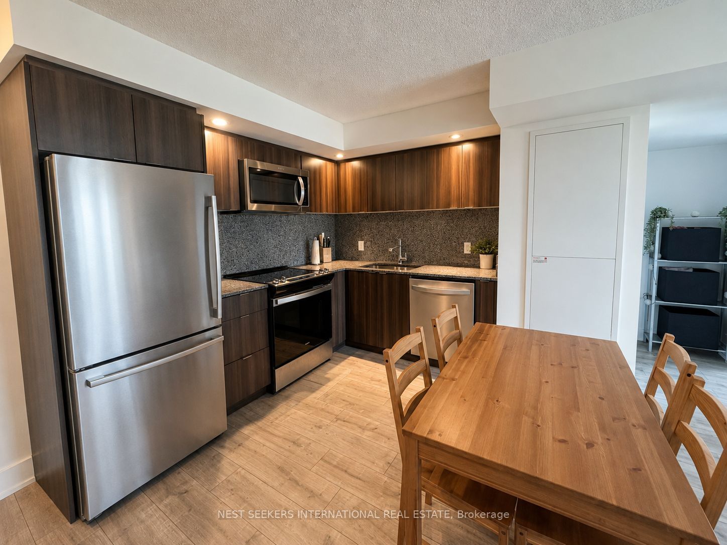 10 Eva Road 1501, Toronto, ON M9C 0B3 photo 5