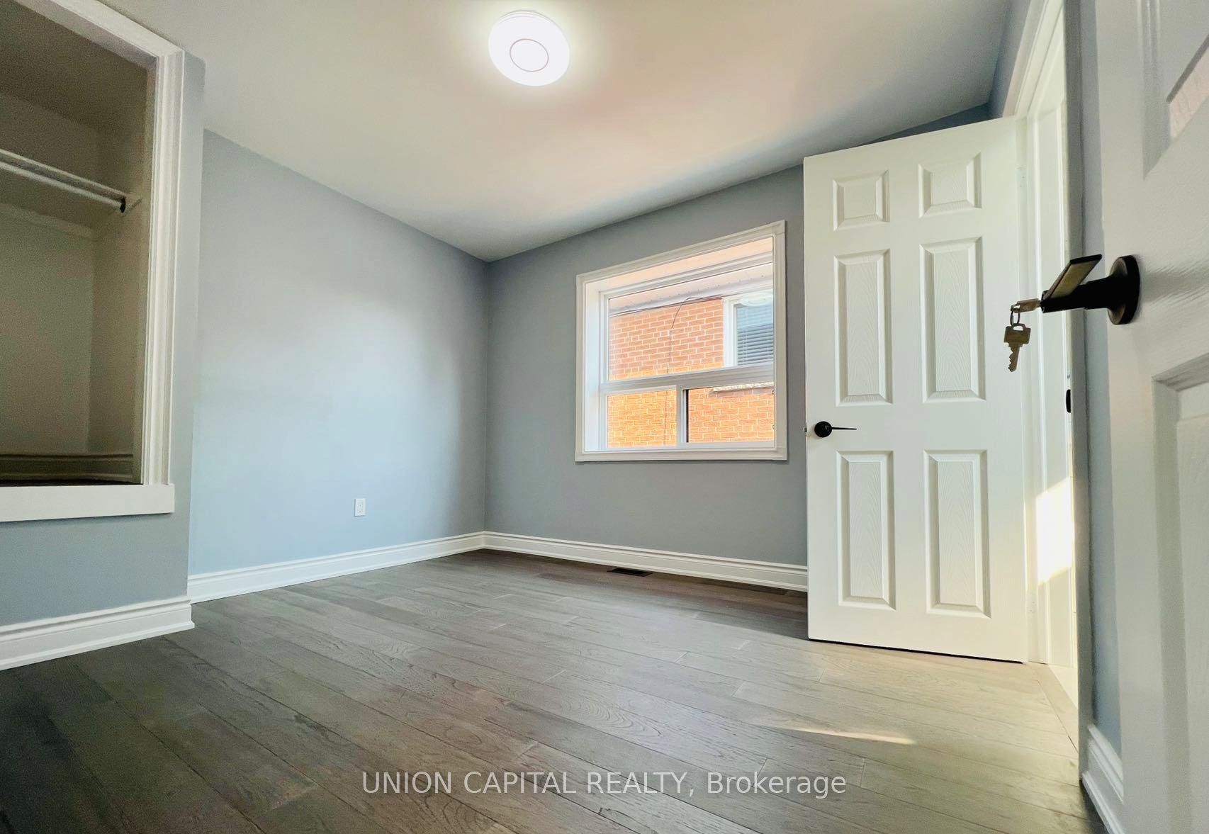 1342 Weston Road 4, Toronto, ON M6M 4R5 photo 3