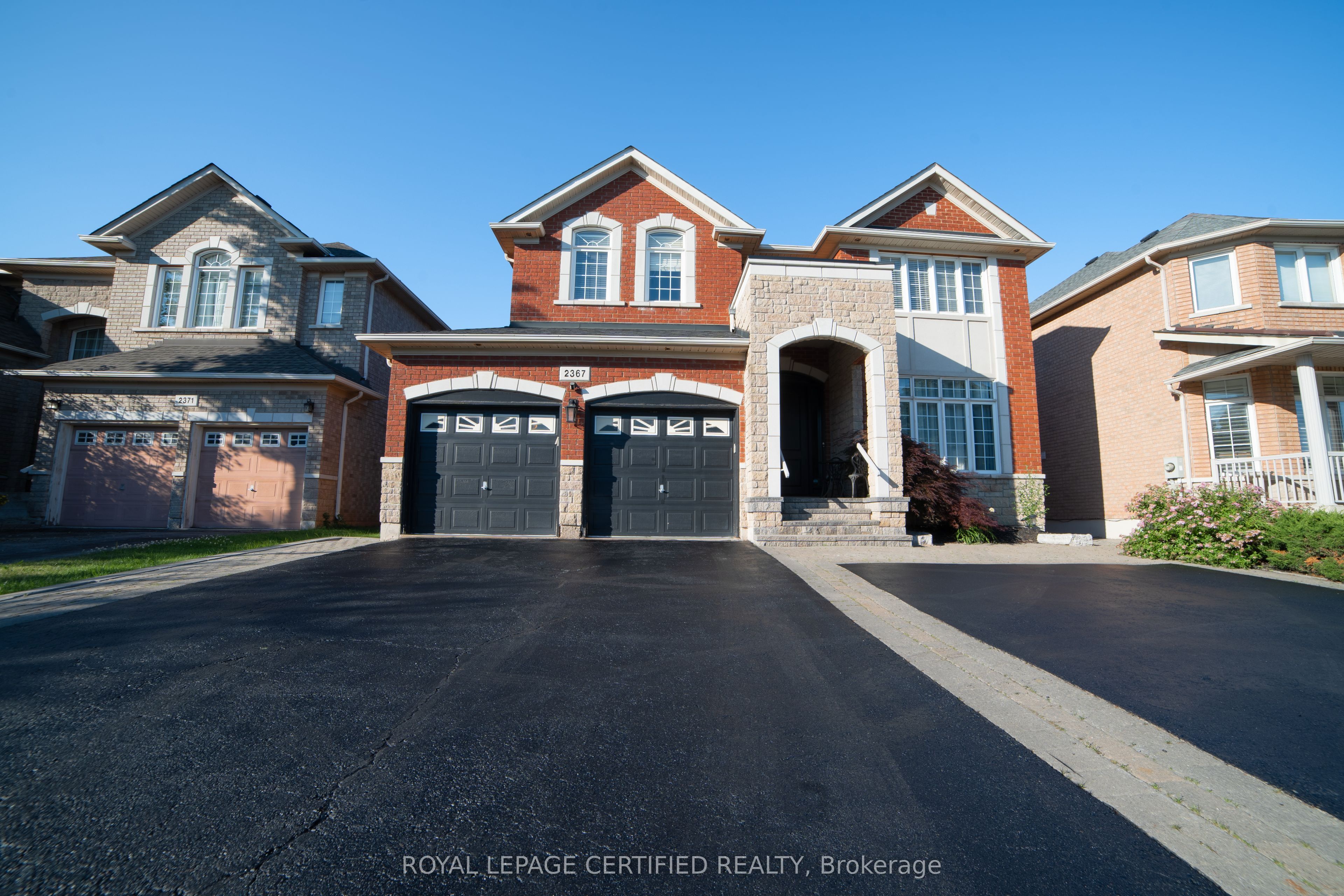 2367 Eighth Line, Oakville, ON L6H 7L7