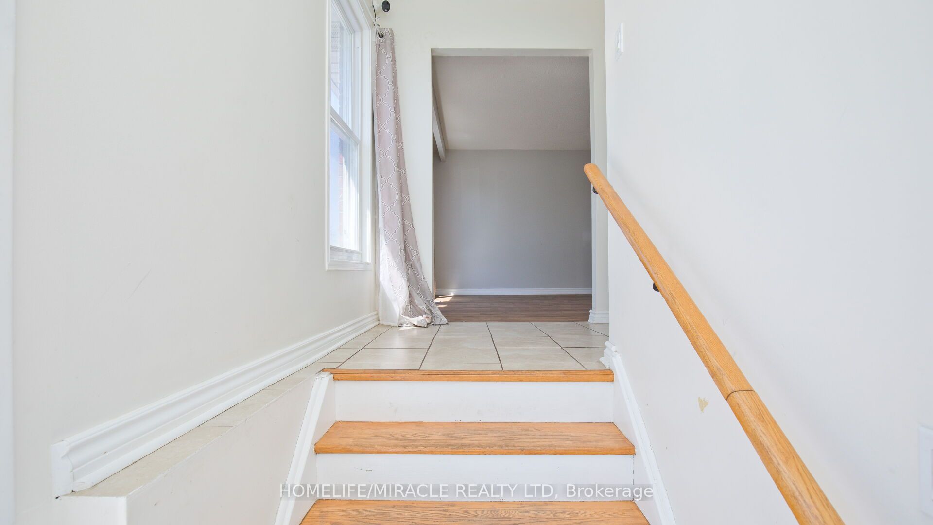 38 Medici Place, Brampton, ON L6S 3C6 photo 4