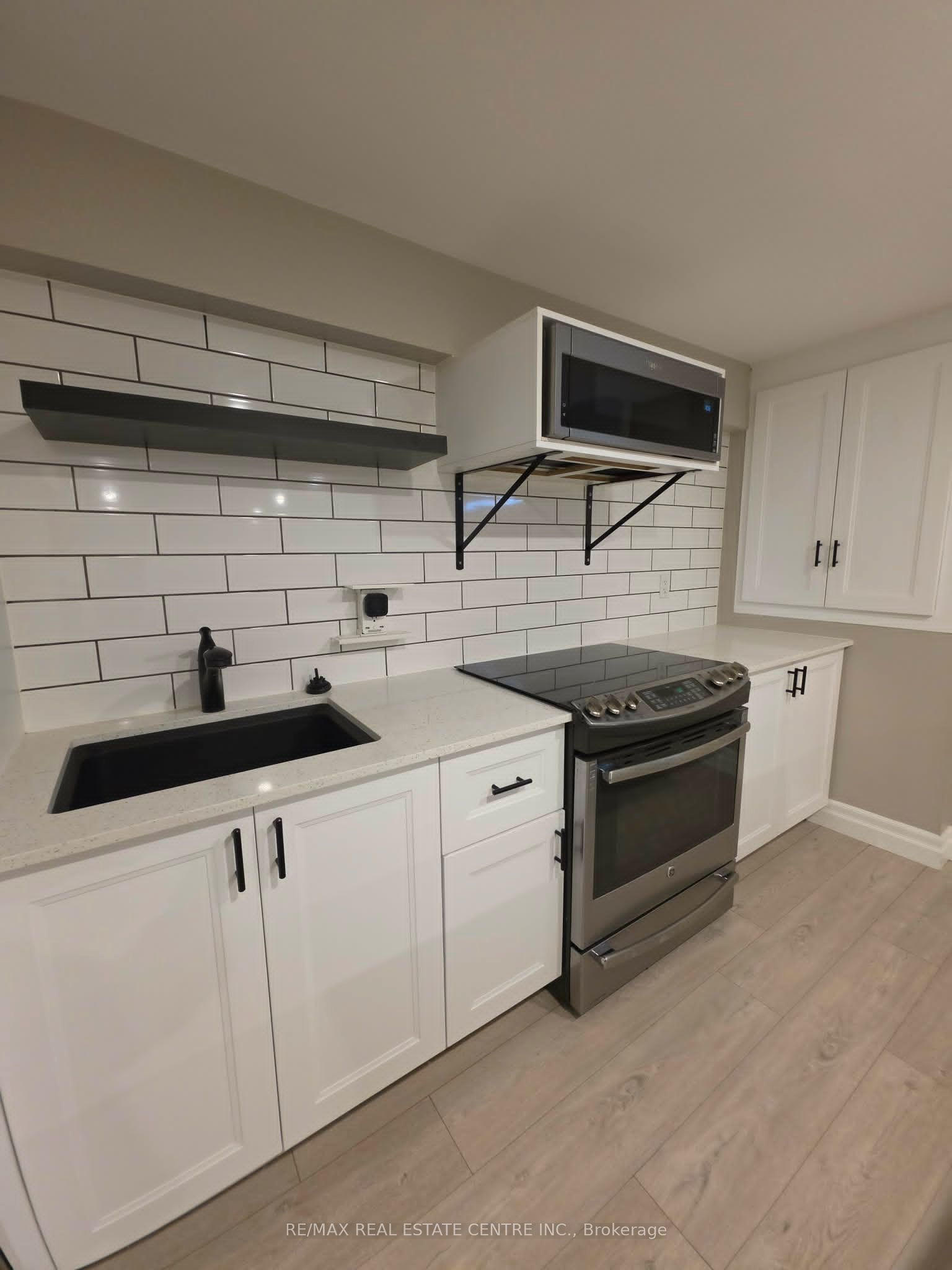 305 Hansen Boulevard Lower, Orangeville, ON L9W 4M6 photo 5