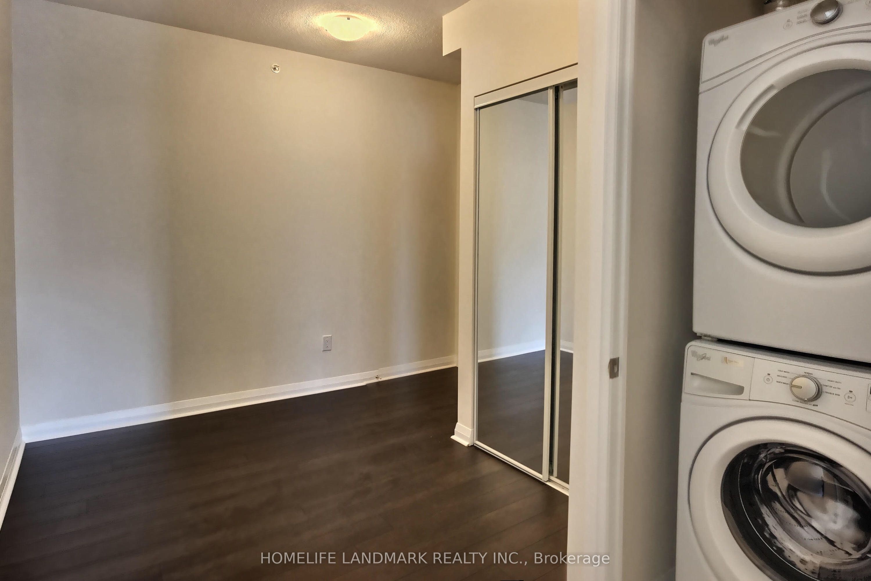 5025 Four Springs Avenue 1207, Mississauga, ON L5R 0G6 photo 5