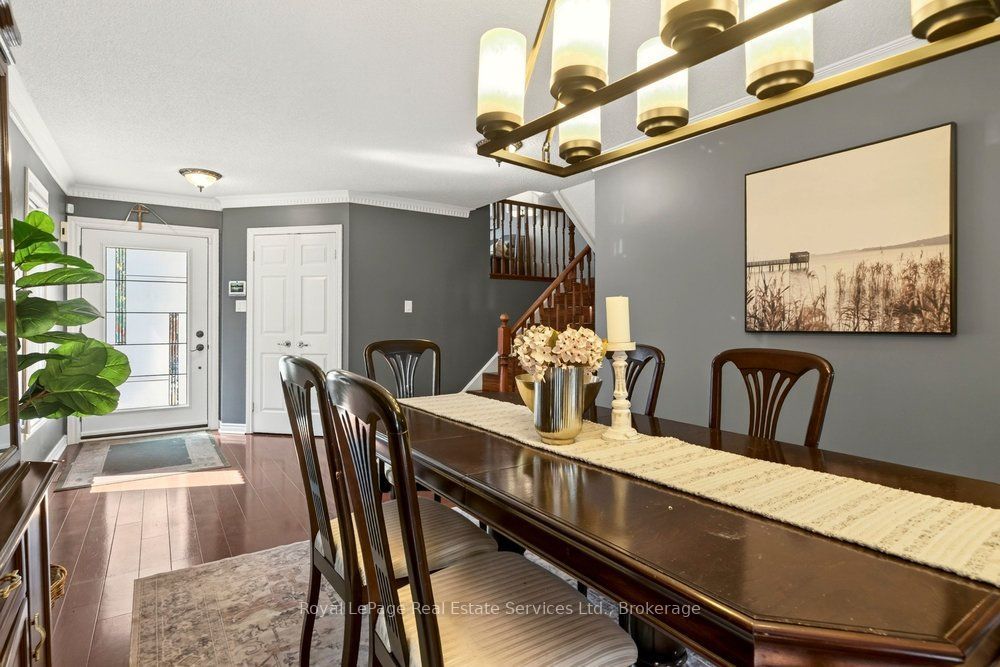 2054 Westmount Drive, Oakville, ON L6M 3P2 photo 4
