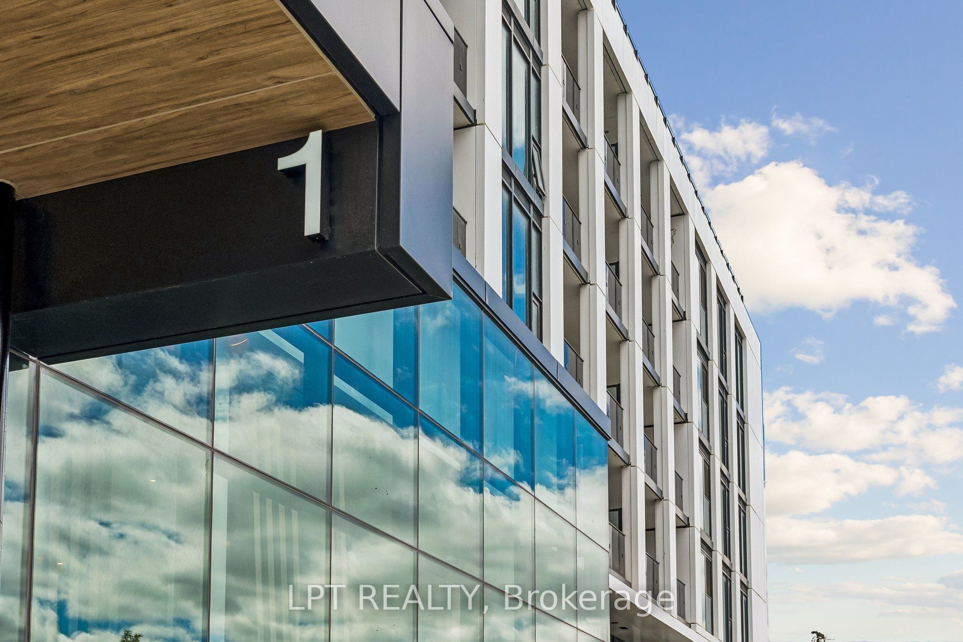 1 Fairview Road E 3207, Mississauga, ON L5A 0B4 photo 2