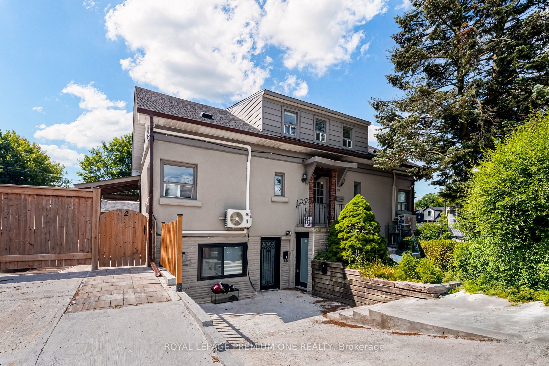 79 Twenty Fifth Street 2, Toronto, ON M8V 3P7