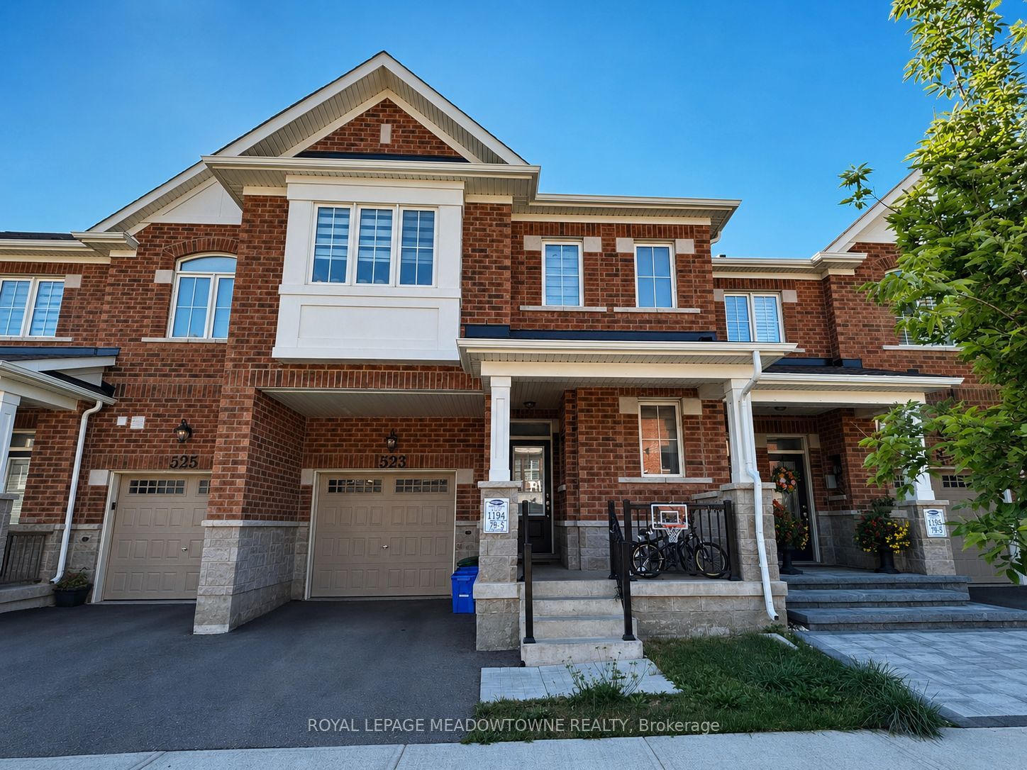 523 Bellflower Court, Milton, ON L9E 1W5