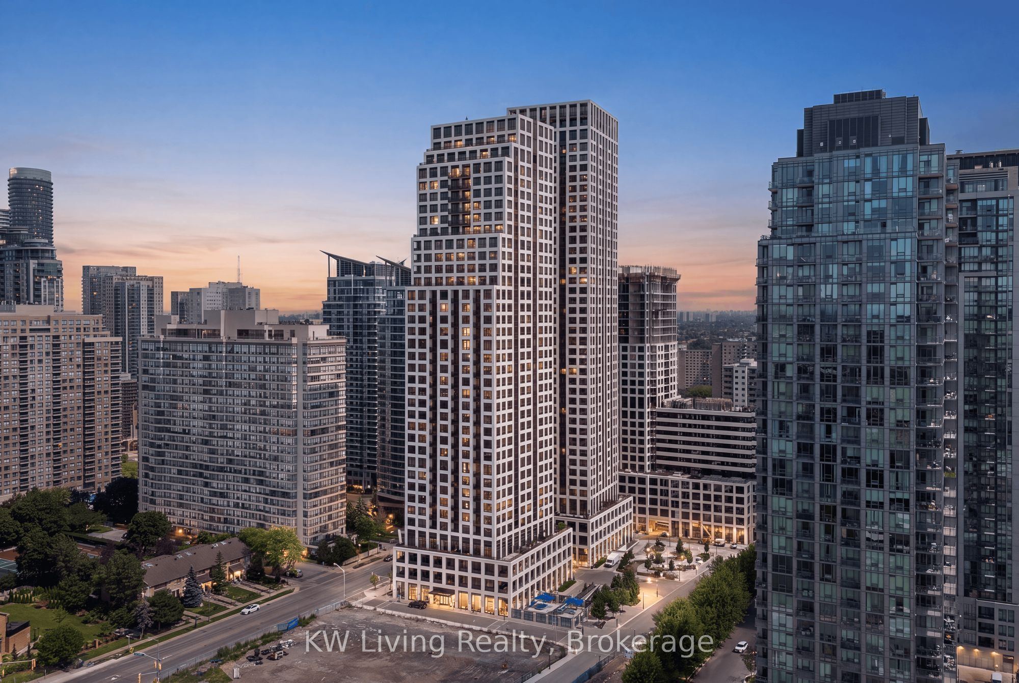 30 Elm Drive W 3502, Mississauga, ON L5B 0N6