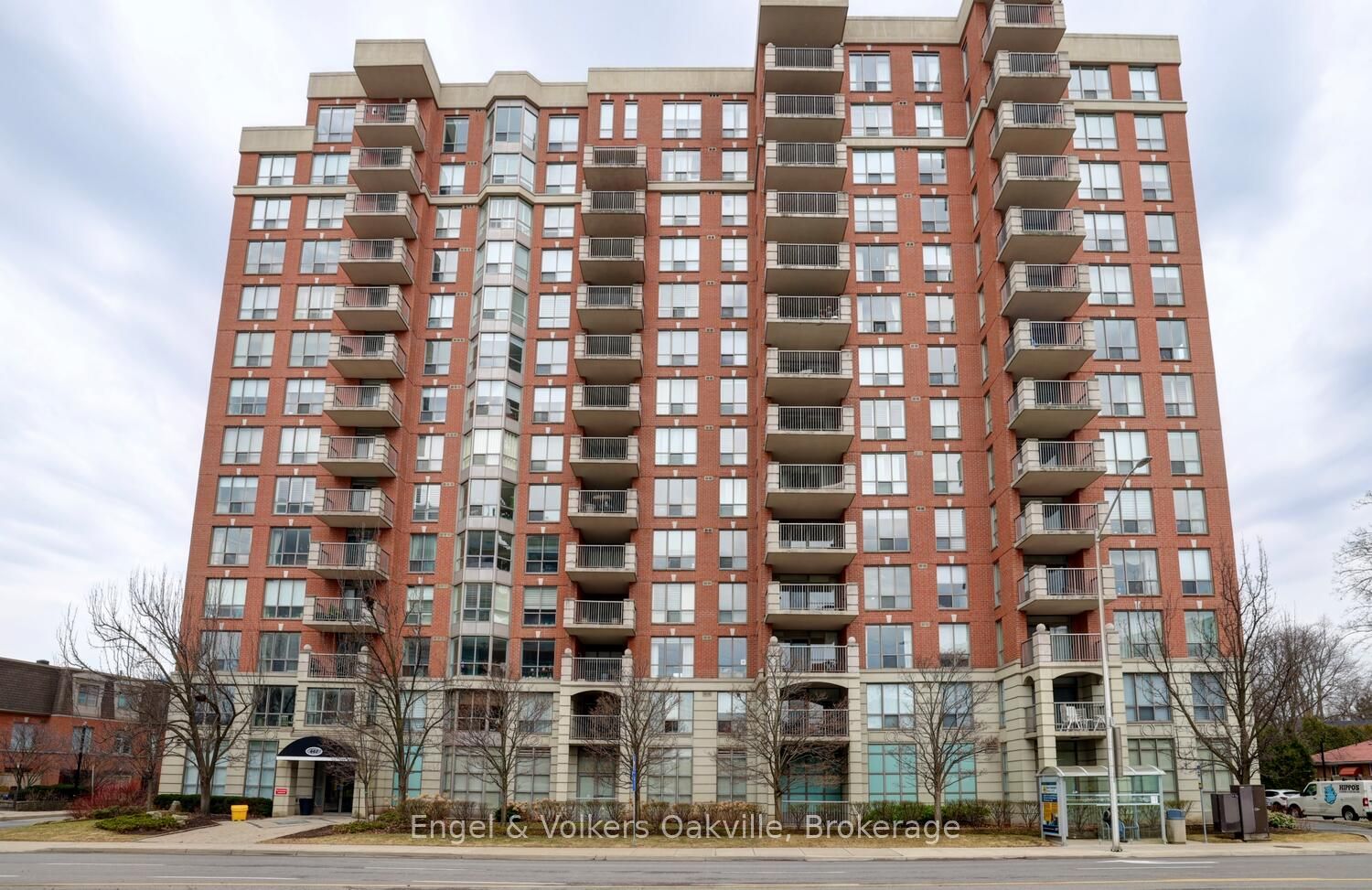 442 Maple Avenue 1402, Burlington, ON L7S 2L7 photo 2