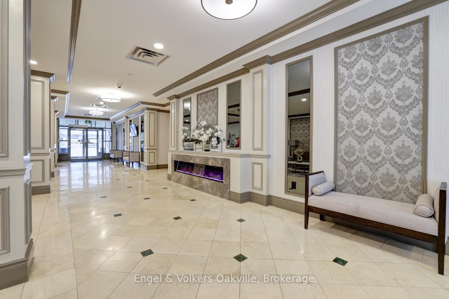442 Maple Avenue 1402, Burlington, ON L7S 2L7 photo 4