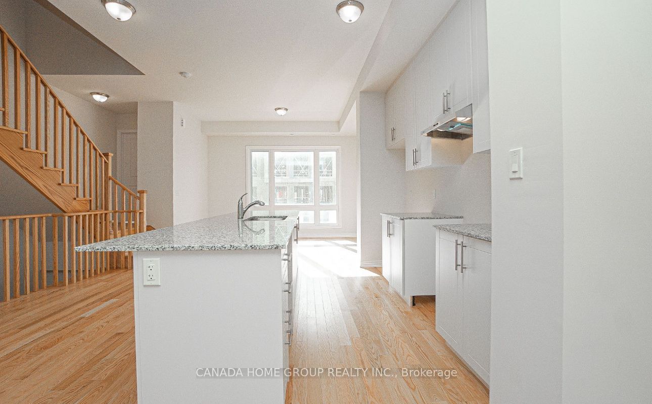 3099 Meadowridge Drive, Oakville, ON L6H 7Z5 photo 4