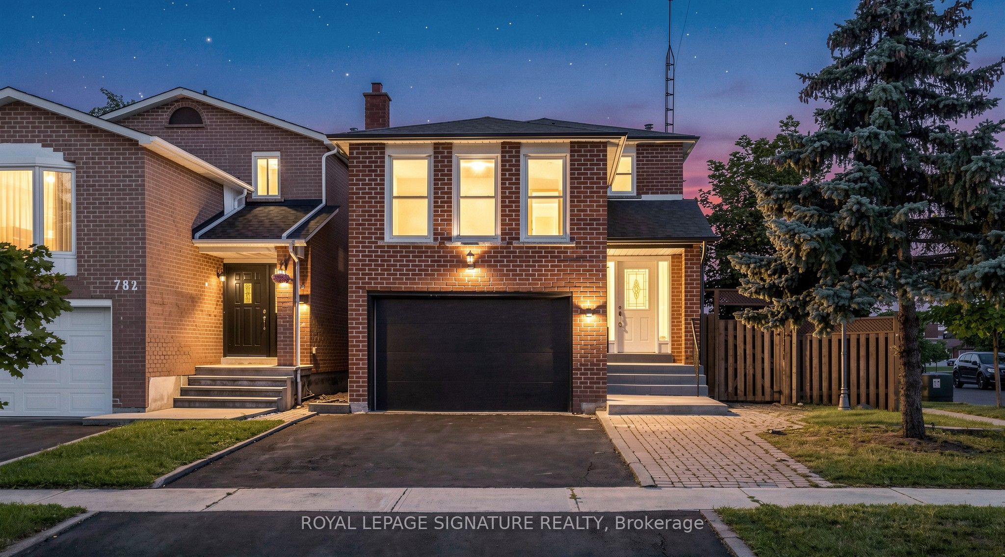 784 Galloway Crescent, Mississauga, ON L5C 3T9