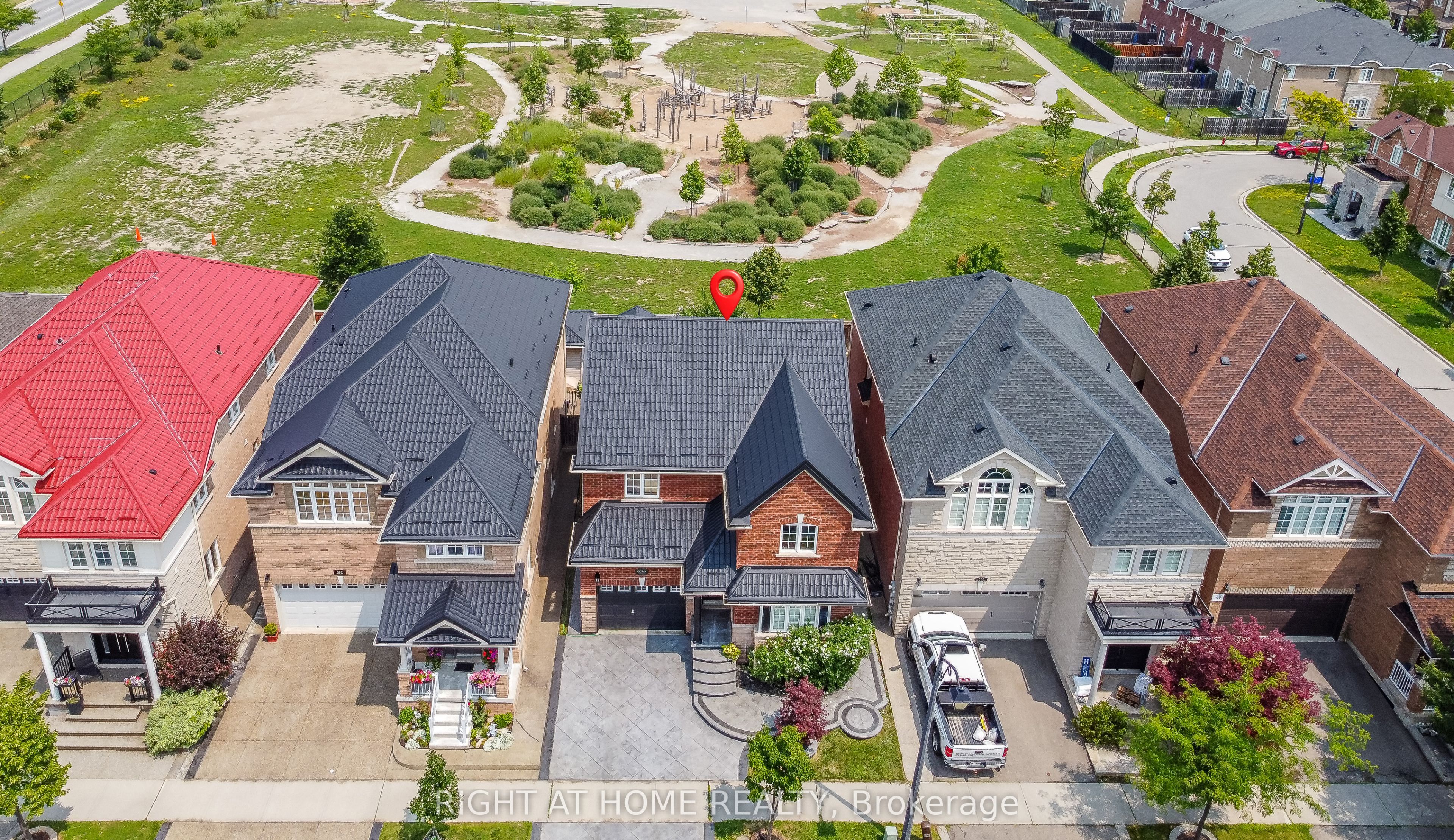 696 Caldwell Crescent, Milton, ON L9T 0H6 photo 3