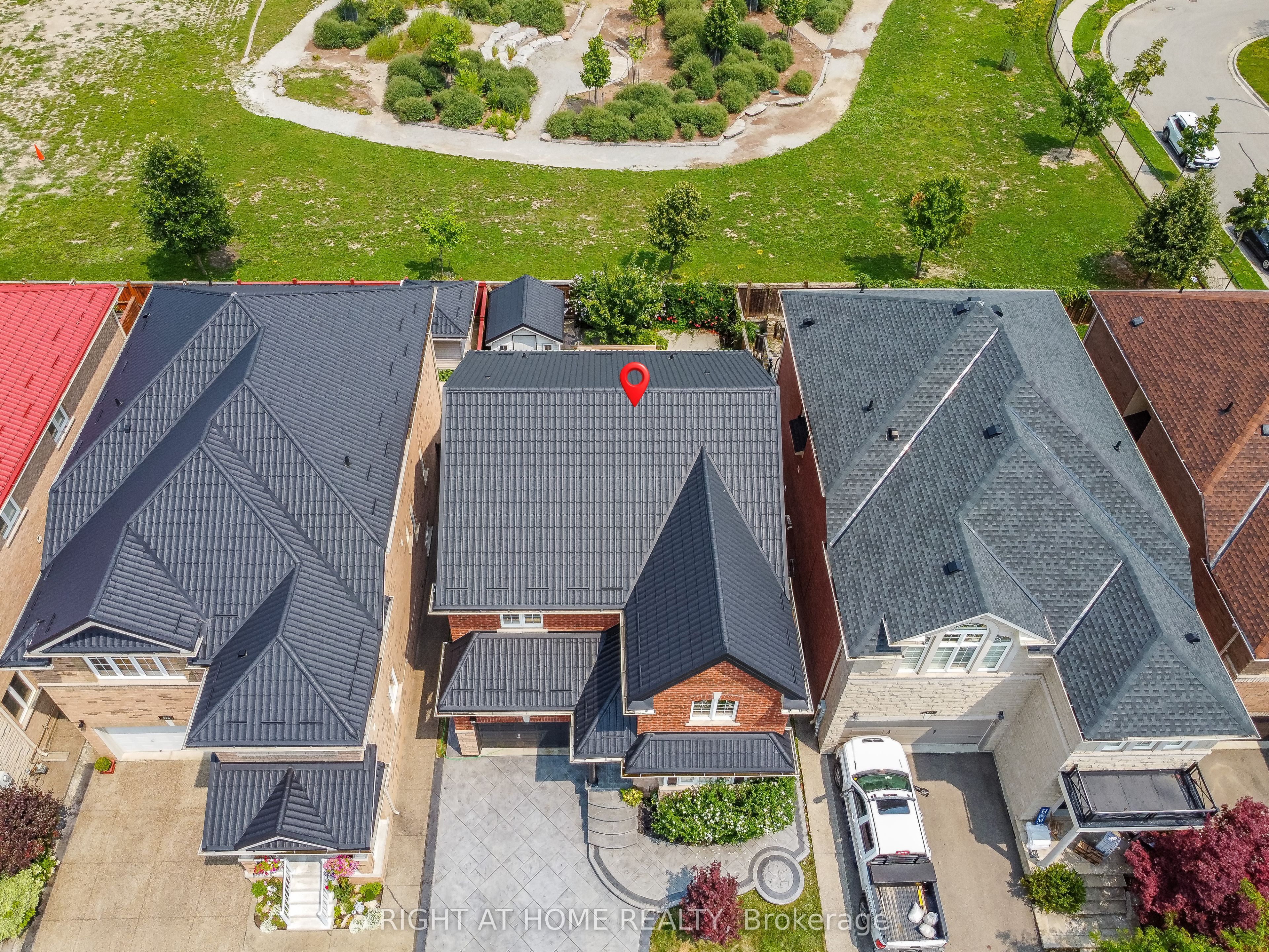 696 Caldwell Crescent, Milton, ON L9T 0H6 photo 4