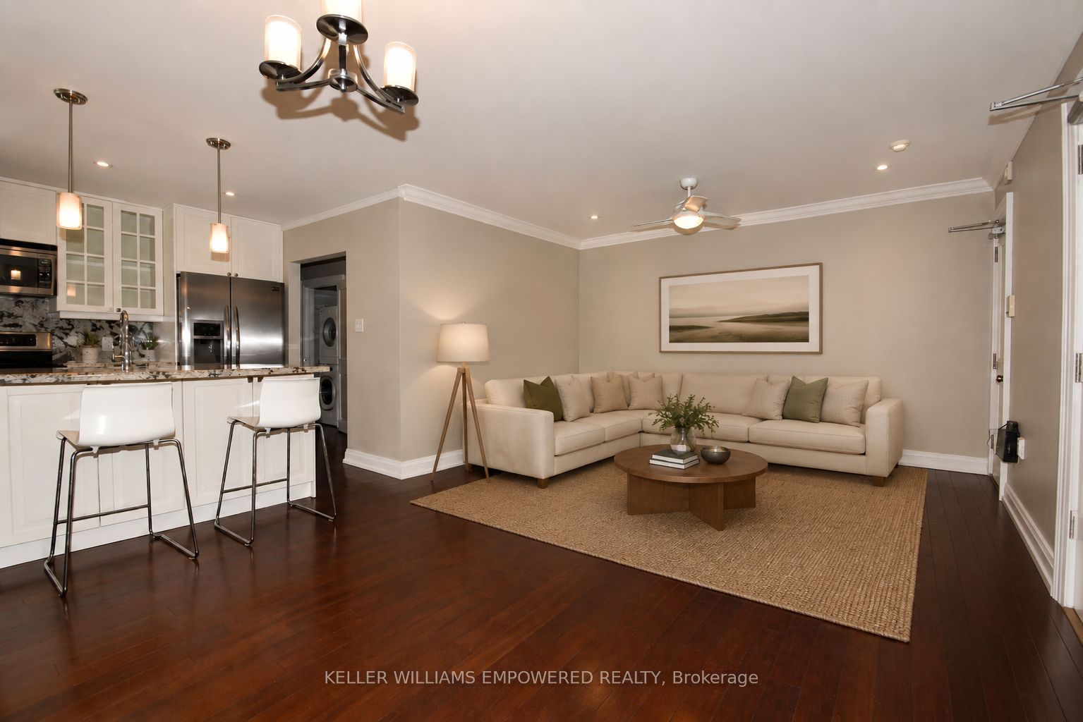 2665 Bloor Street W 2, Toronto, ON M8X 1A4 photo 3