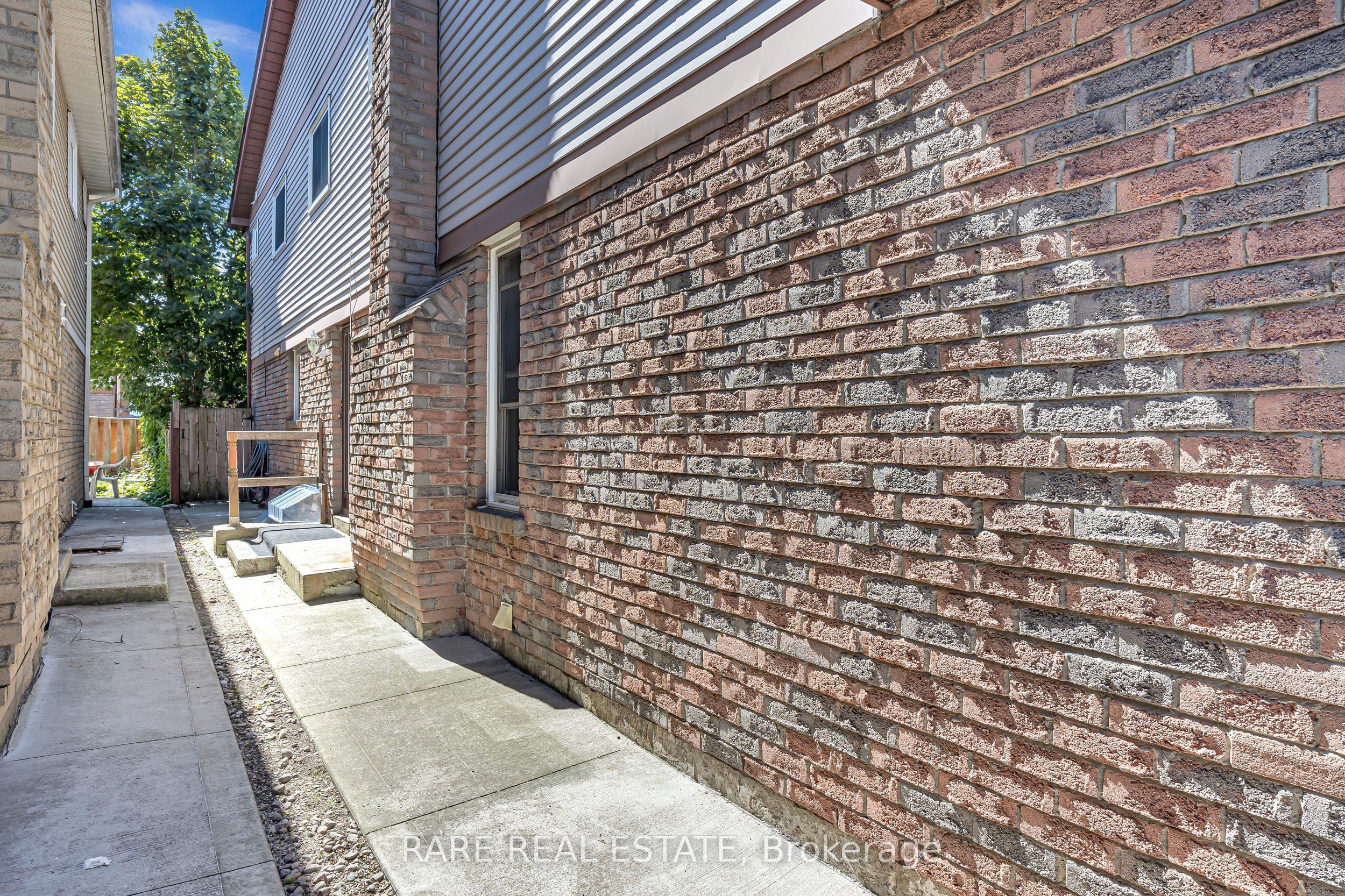 29 Abelard Avenue, Brampton, ON L6Y 2K7 photo 5