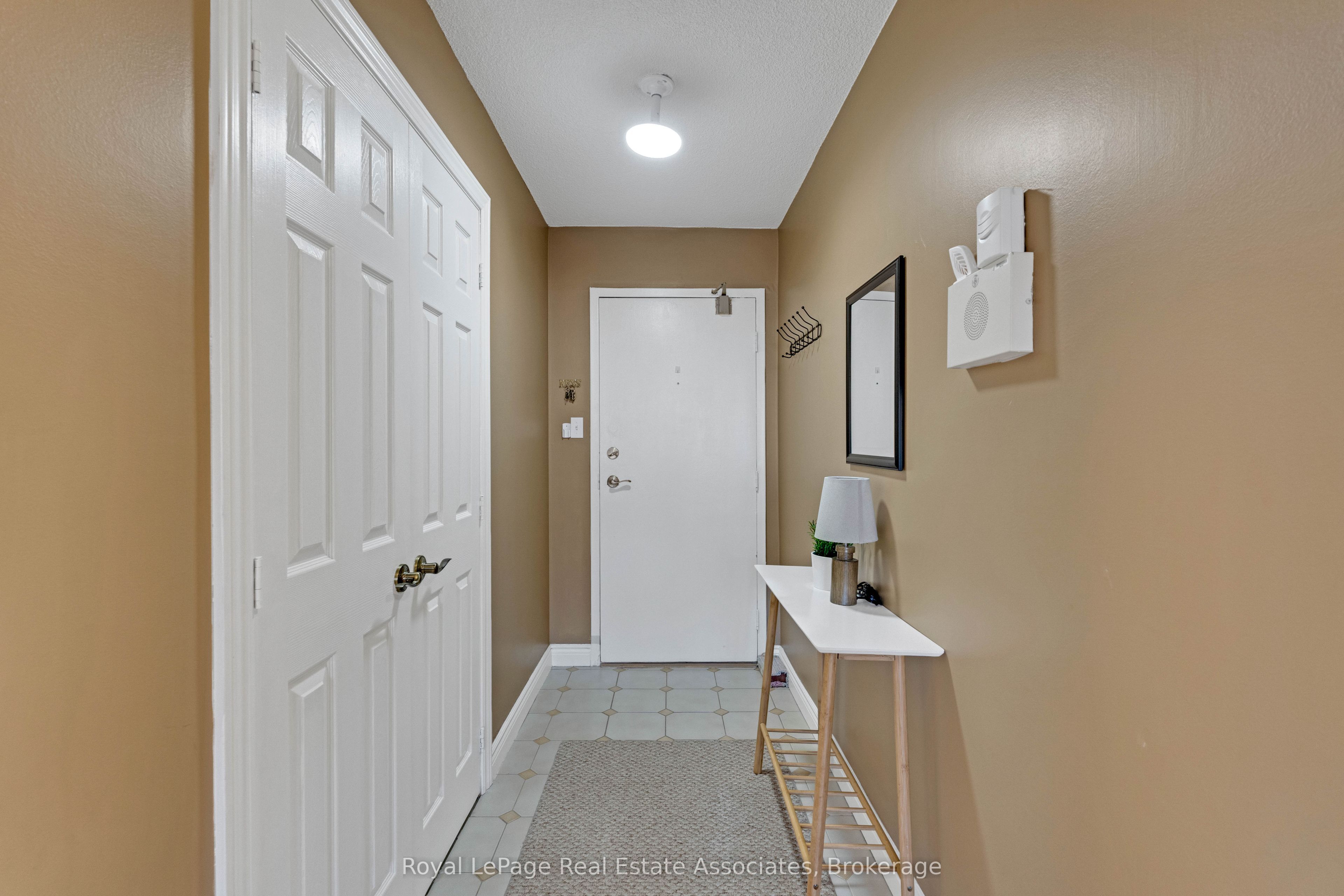 50 Elm Drive E 912, Mississauga, ON L5A 3X2 photo 4