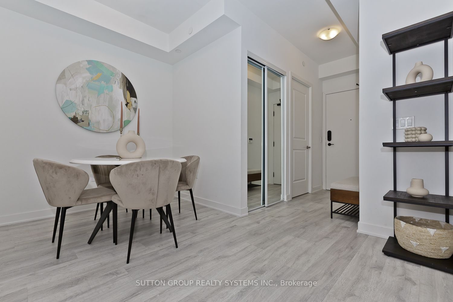 4655 Metcalfe Avenue 1409, Mississauga, ON L5M 0Z7 photo 3