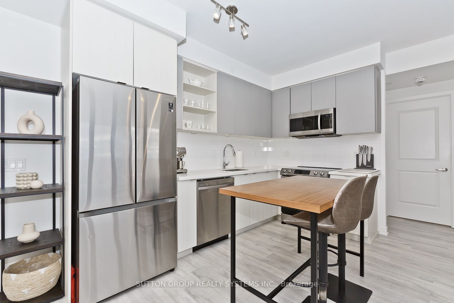 4655 Metcalfe Avenue 1409, Mississauga, ON L5M 0Z7 photo 5
