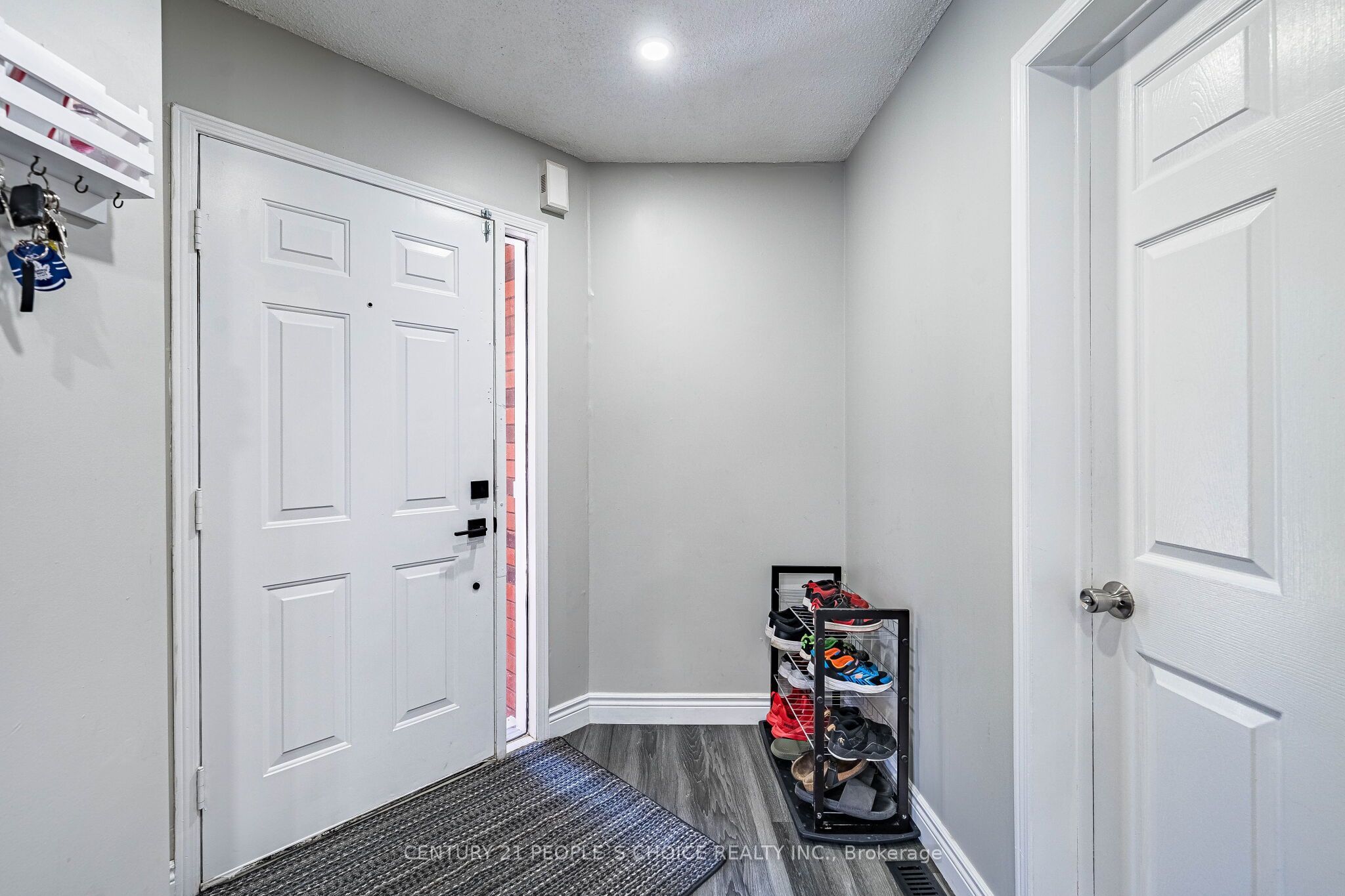 125 Rainforest Drive, Brampton, ON L6R 1A3 photo 5