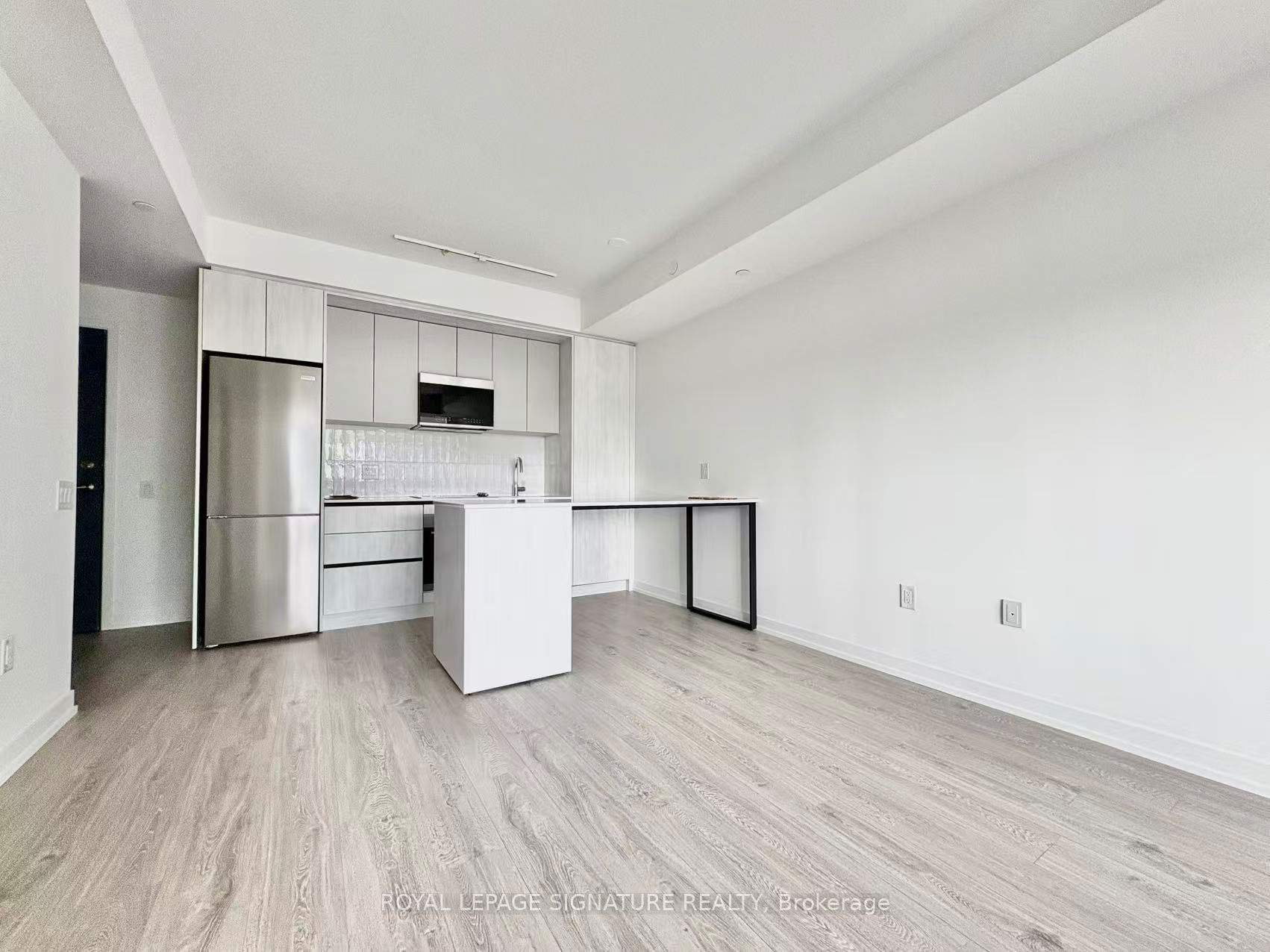 2485 Eglinton Avenue W 618, Mississauga, ON L5M 2V8 photo 4