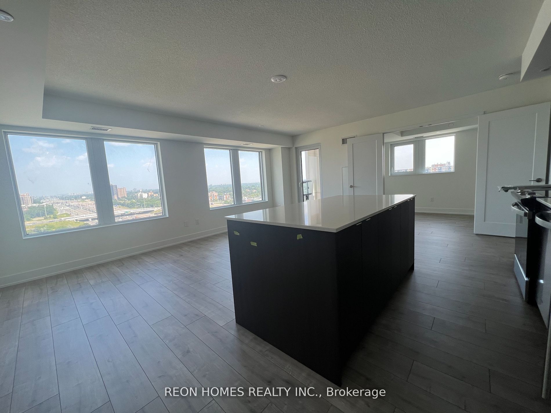 10 Eva Road 1806, Toronto, ON M9C 0B3 photo 3