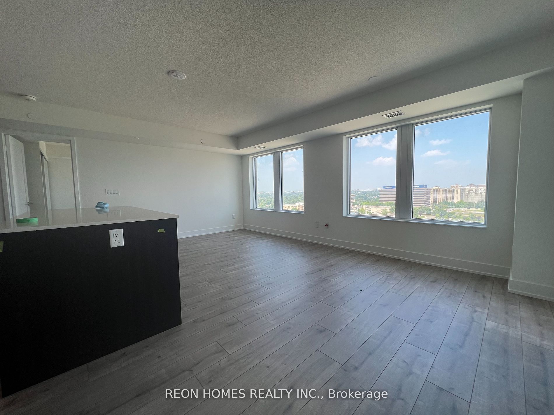 10 Eva Road 1806, Toronto, ON M9C 0B3 photo 4