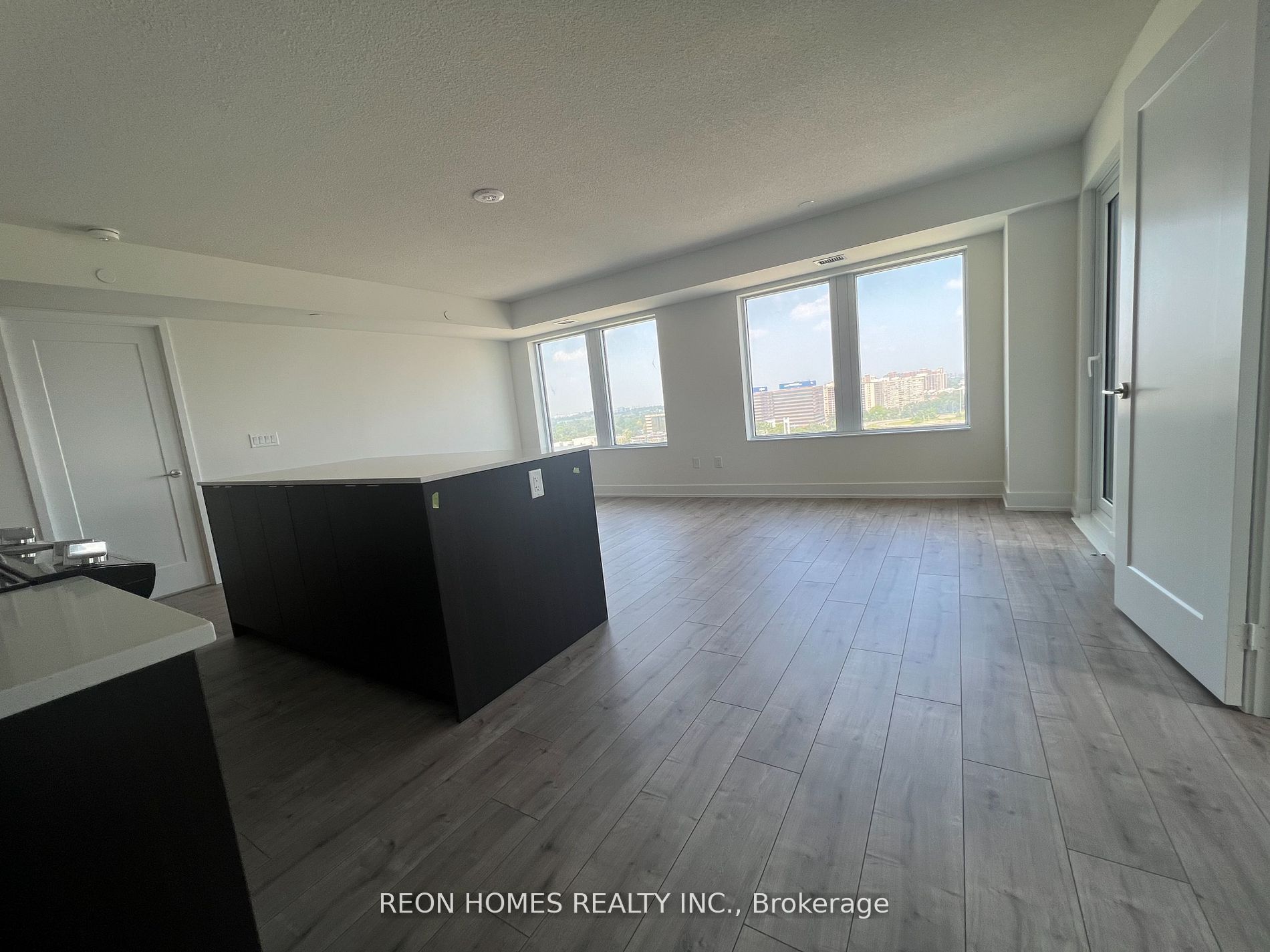 10 Eva Road 1806, Toronto, ON M9C 0B3 photo 5