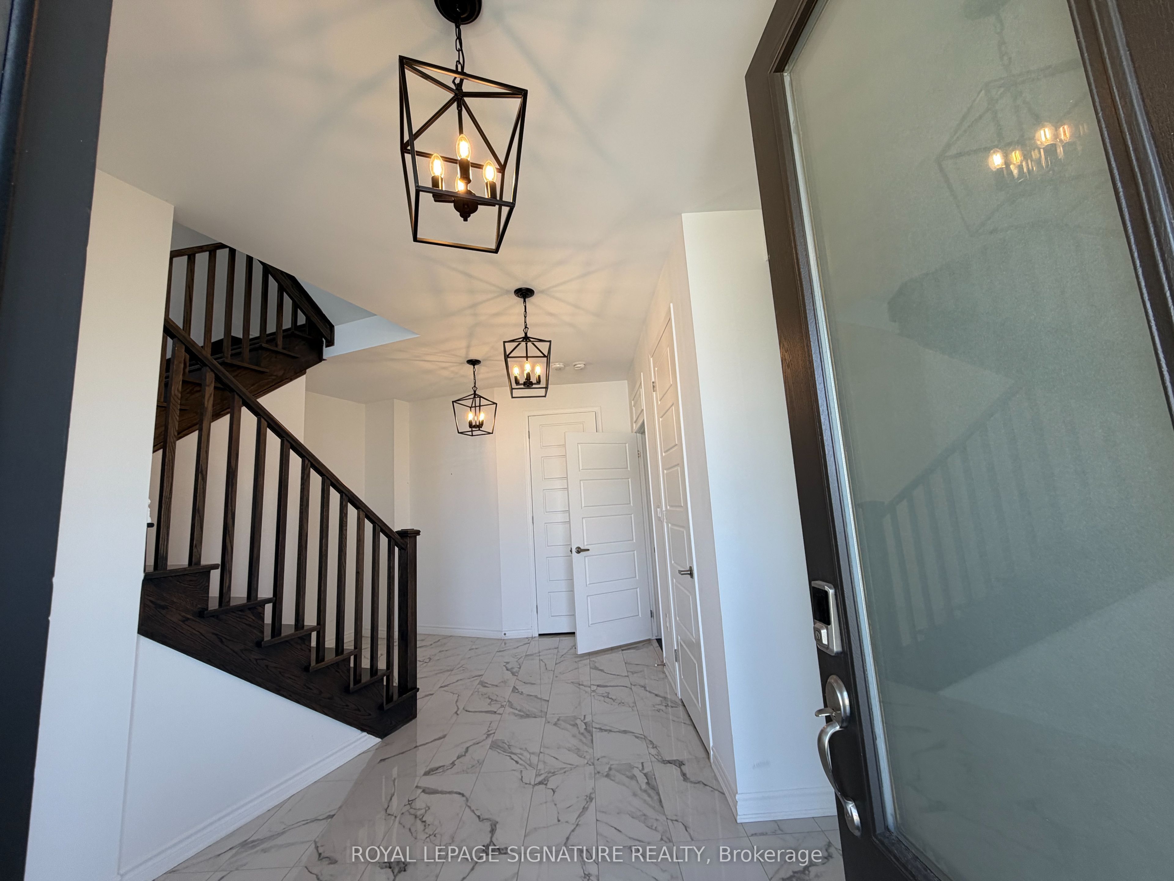 1392 William Halton Parkway, Oakville, ON L6M 5P2 photo 4