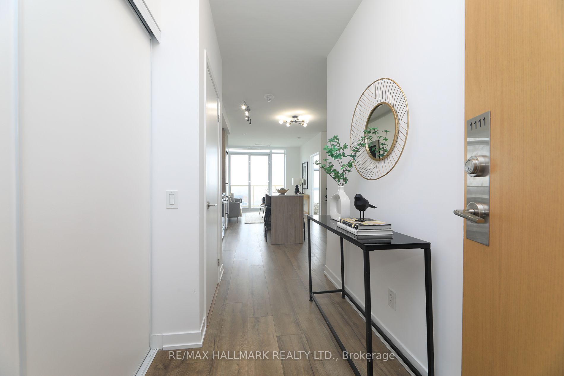 1787 St. Clair Avenue W 1111, Toronto, ON M6N 0B7 photo 3