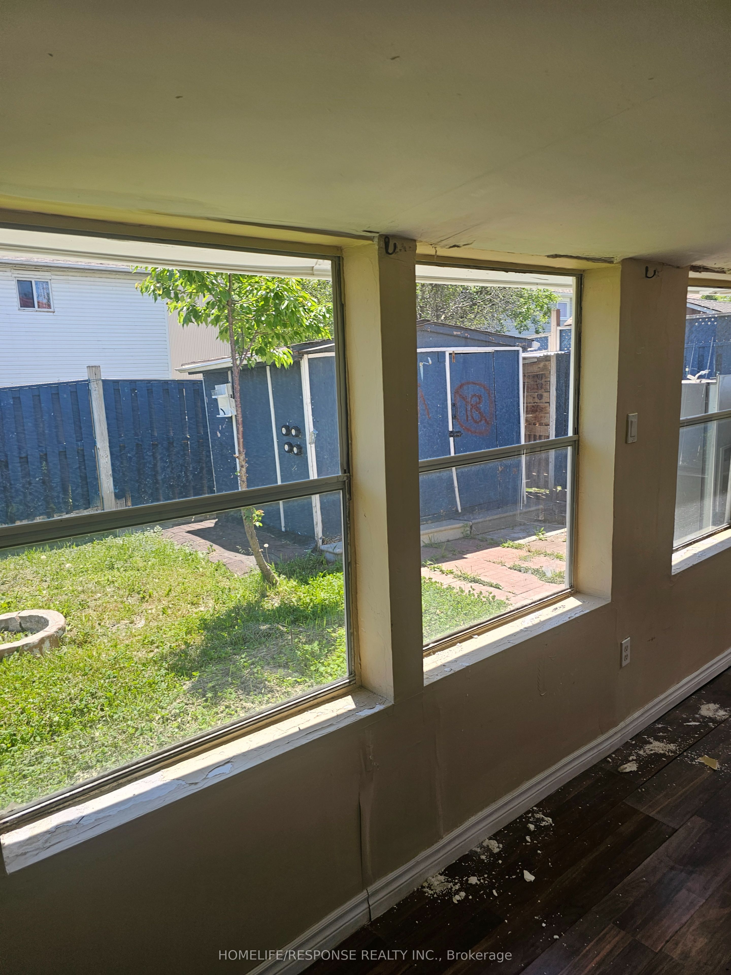 6 GOLD FINCH Court, Brampton, ON L6S 2K7 photo 3