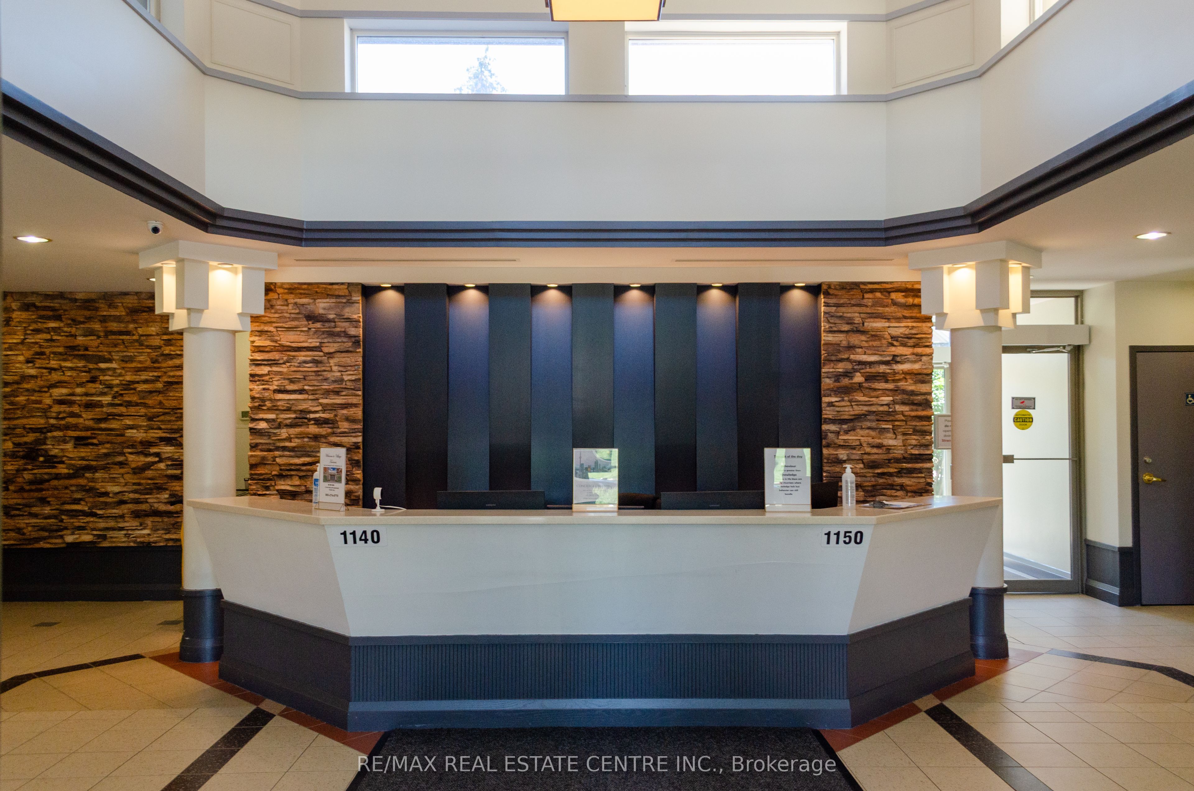 1140 parkwest Place 302, Mississauga, ON L5E 3K9 photo 4