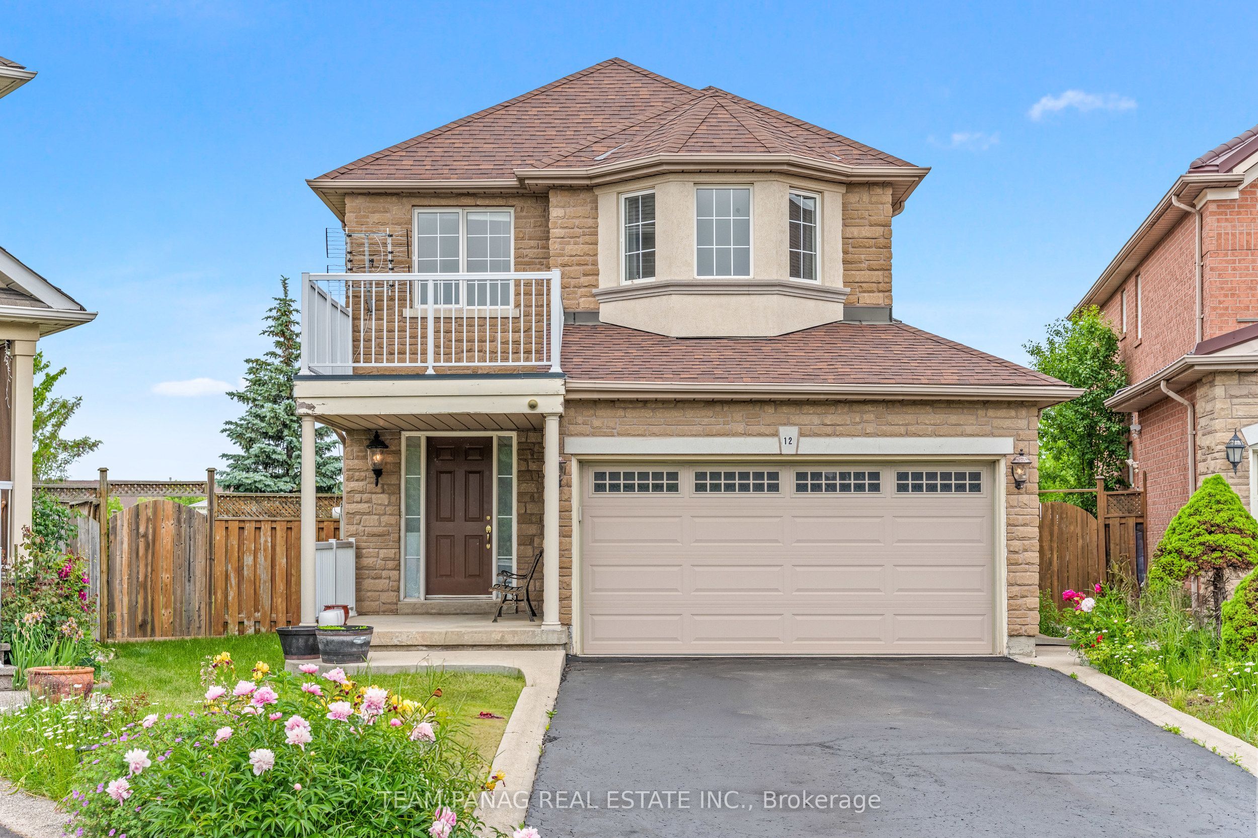 12 Stirrup Court, Brampton, ON L6X 4Y1 photo 3