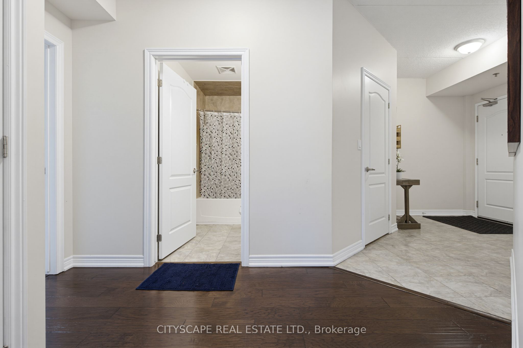1419 Costigan Road 103, Milton, ON L9T 2L4 photo 3