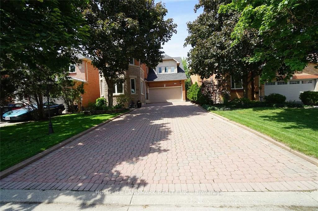 4887 Natkarni Crescent, Mississauga, ON L5V 1L4 photo 2