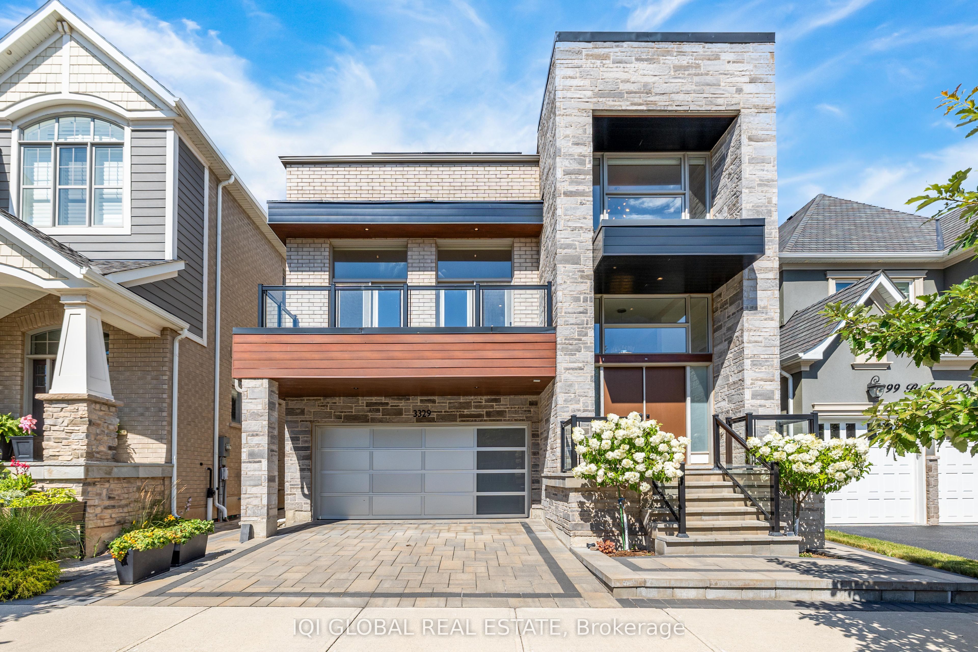 3329 Merion Gardens, Oakville, ON L6M 5K9