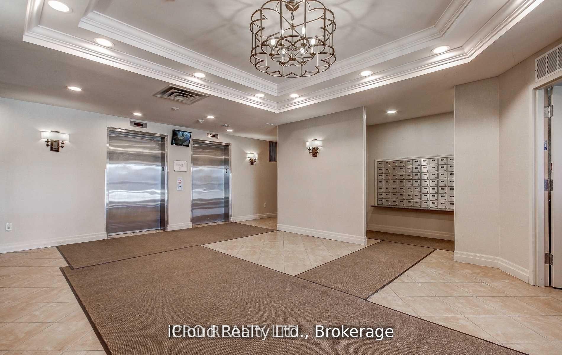 300 Ray Lawson Boulevard 207, Brampton, ON L6Y 5H5 photo 5