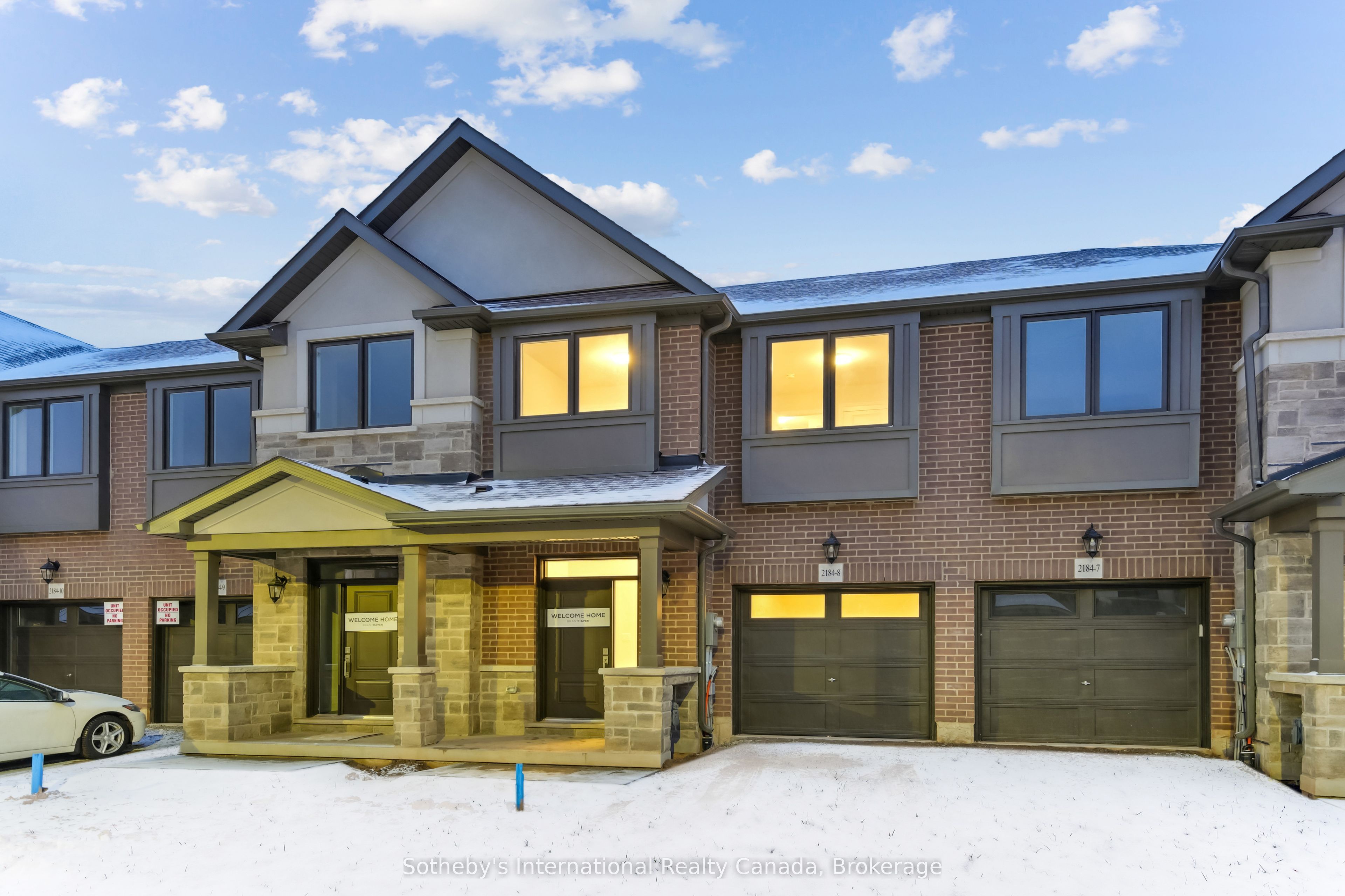 2184 Postmaster Drive 8, Oakville, ON L6M 3X1 photo 2