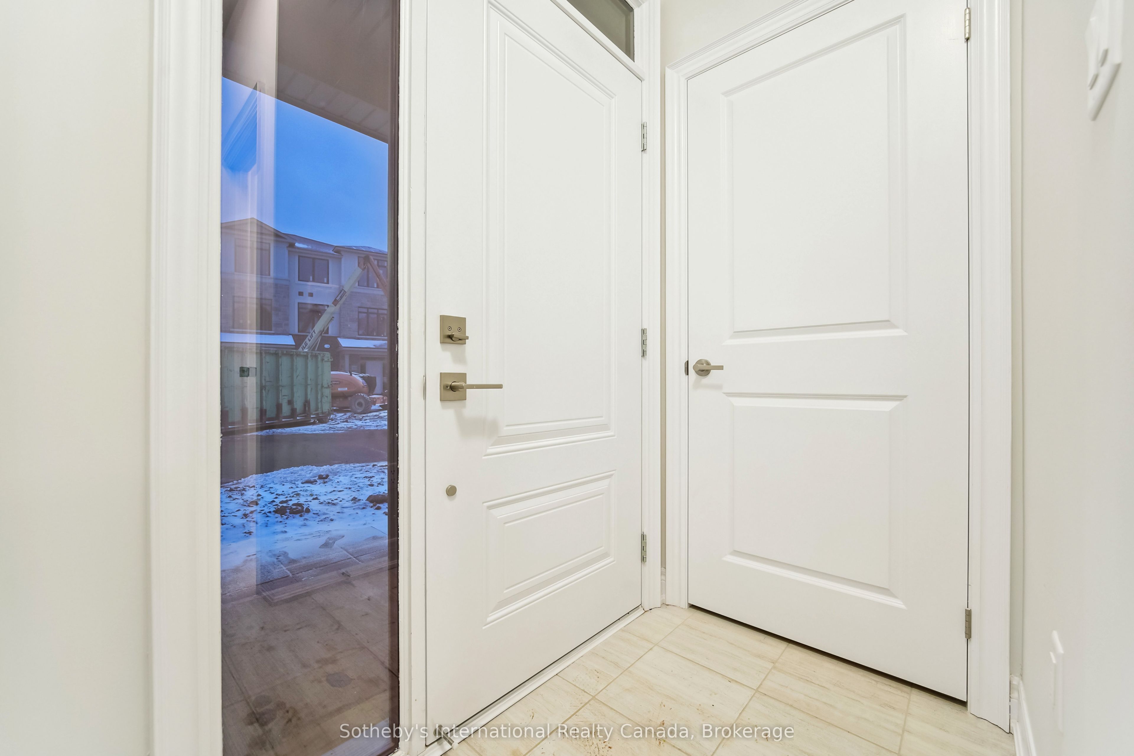 2184 Postmaster Drive 8, Oakville, ON L6M 3X1 photo 3
