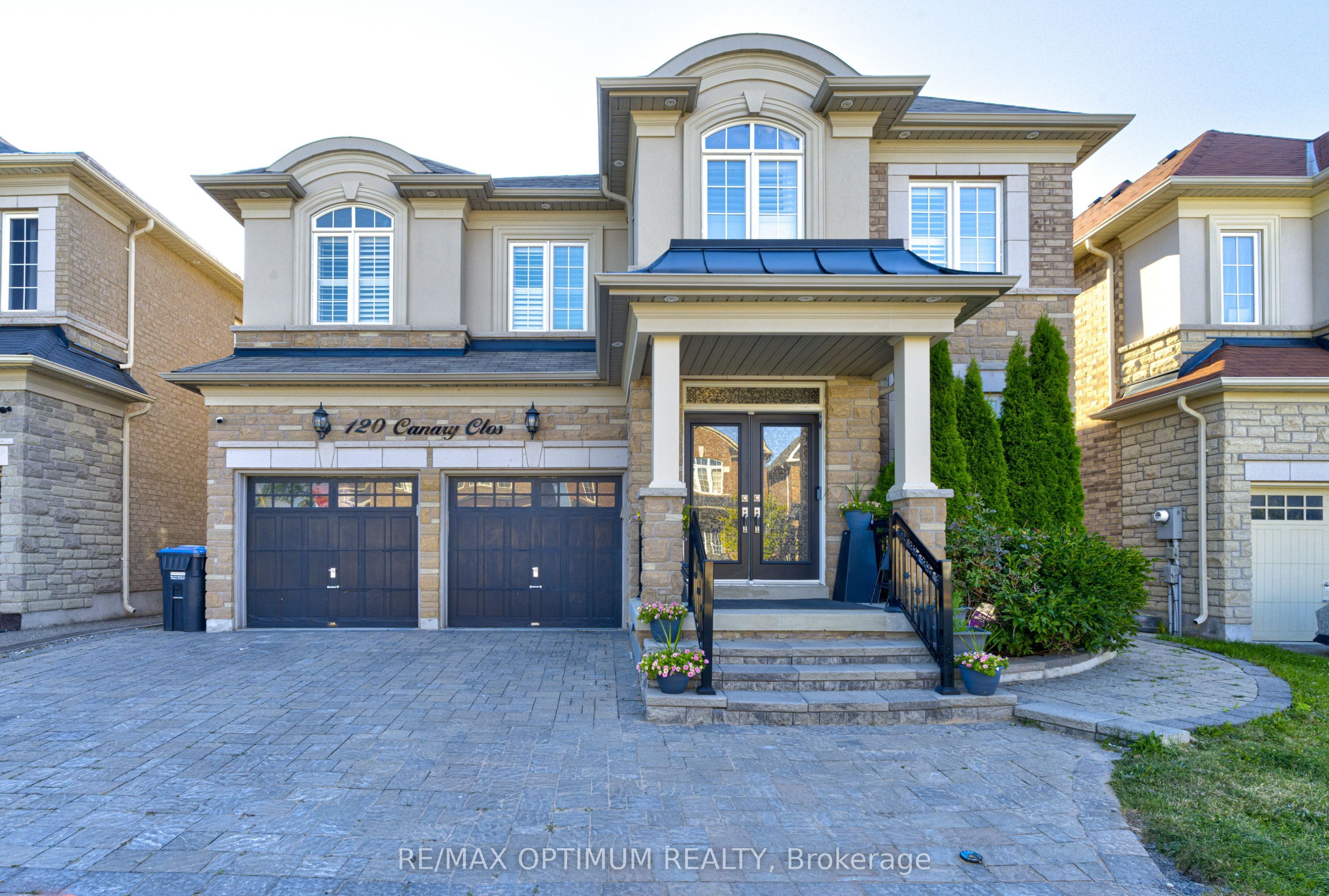 120 Canary Close, Brampton, ON L6X 3A9 photo 2