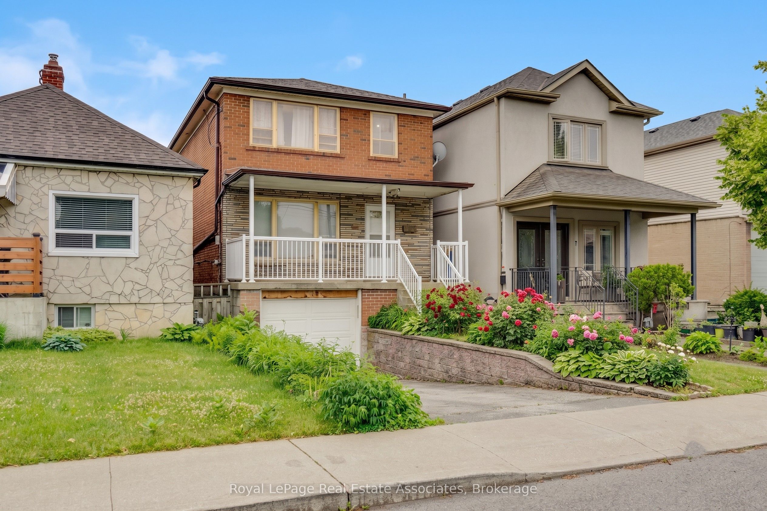 5 Homeview Avenue, Toronto, ON M6N 1S9 photo 2