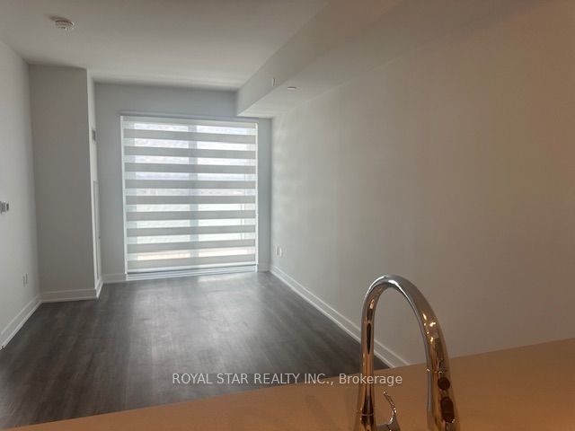 4130 Parkside Village Drive 2802, Mississauga, ON L5B 3M8 photo 4