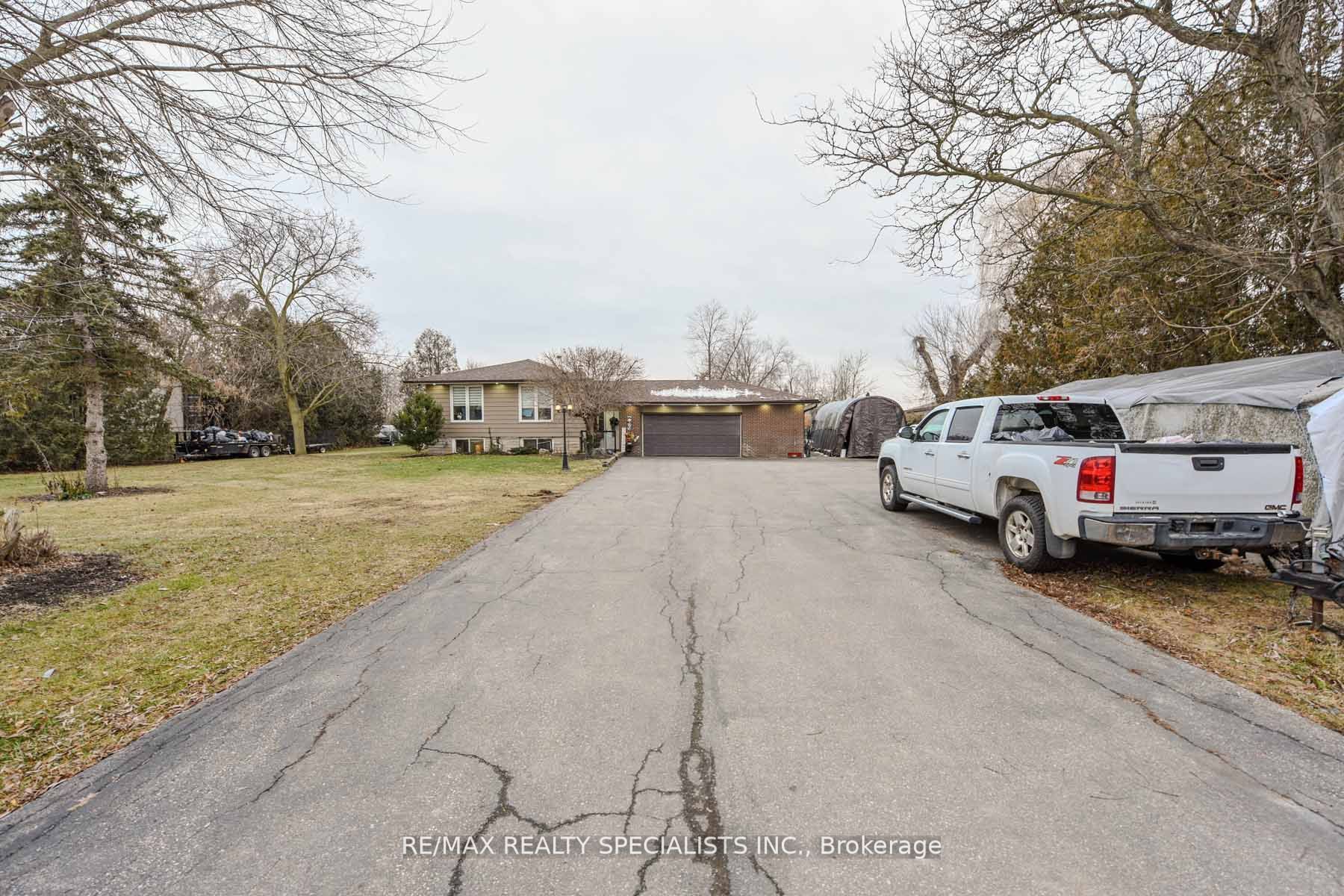 8136 Hornby Road, Halton Hills, ON L0P 1E0 photo 2
