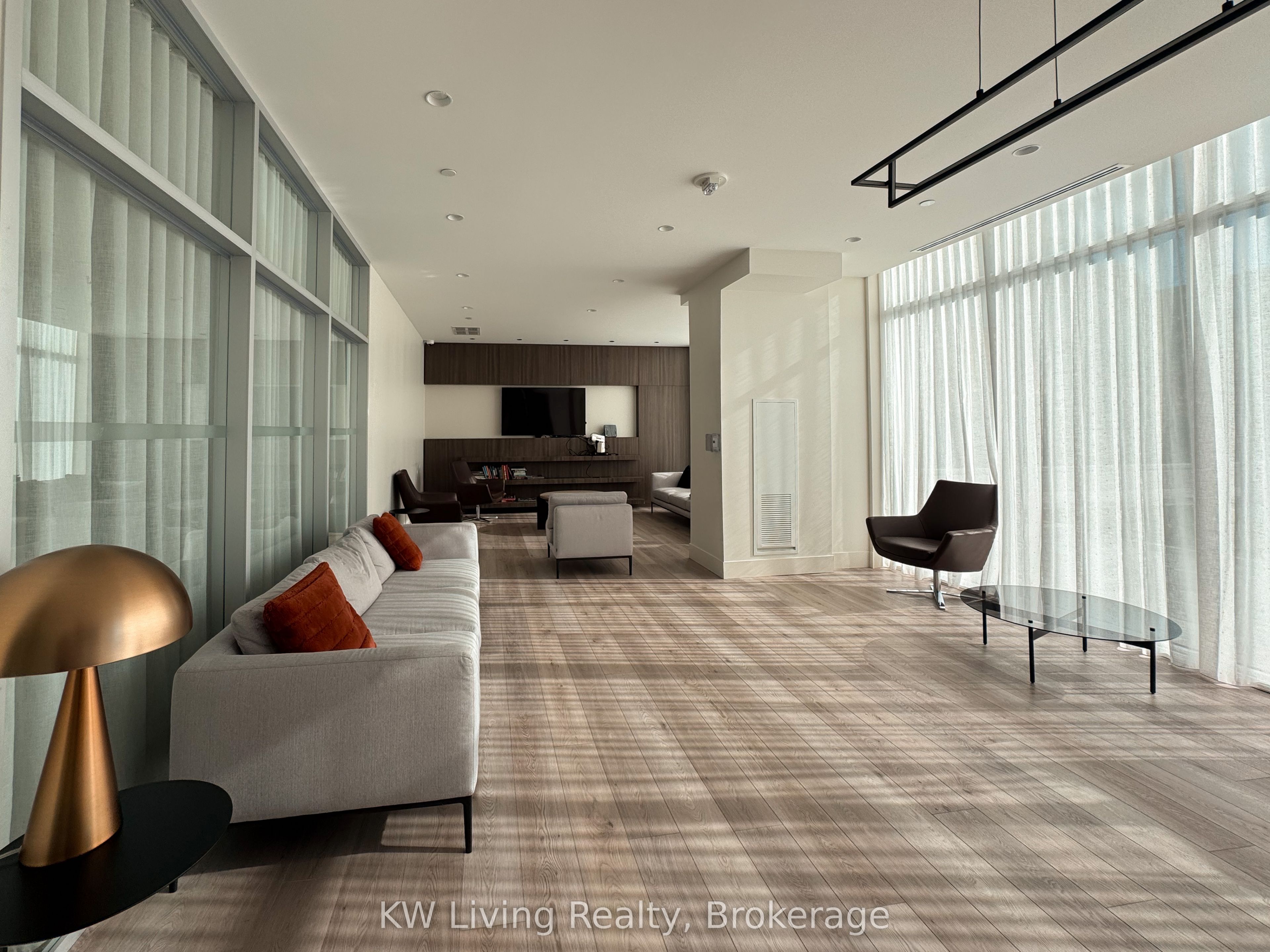 121 Ford Street 109, Toronto, ON M6N 3A2 photo 2