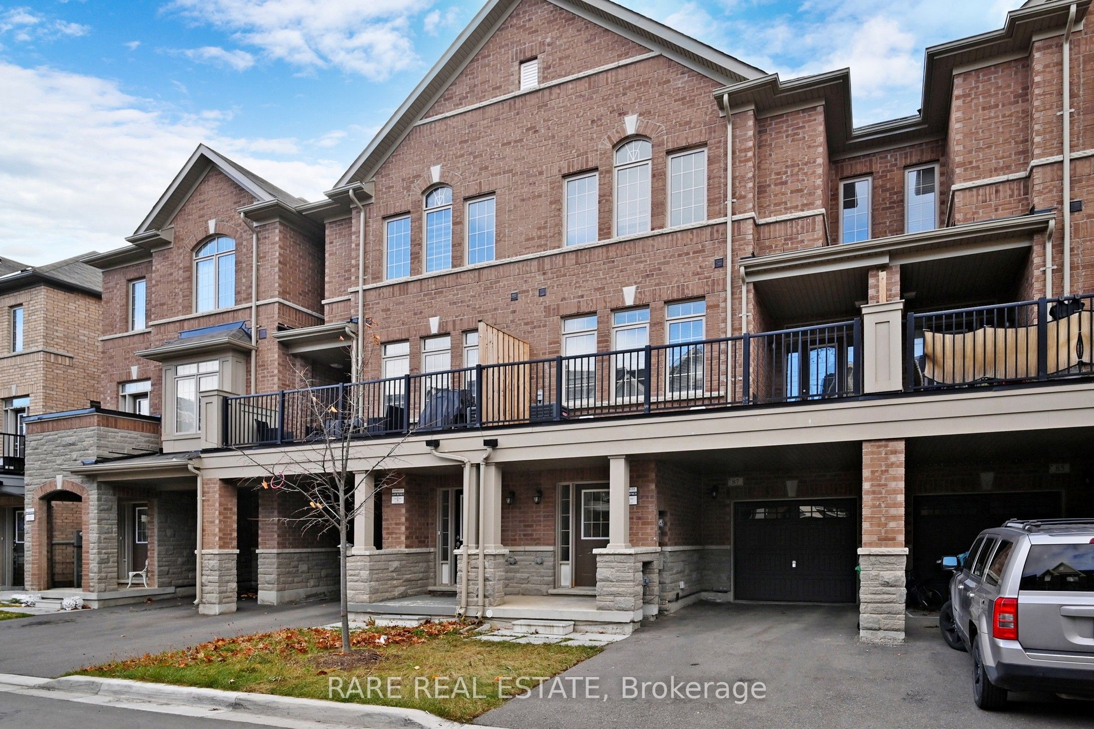 87 Fruitvale Circle, Brampton, ON L7A 5C1