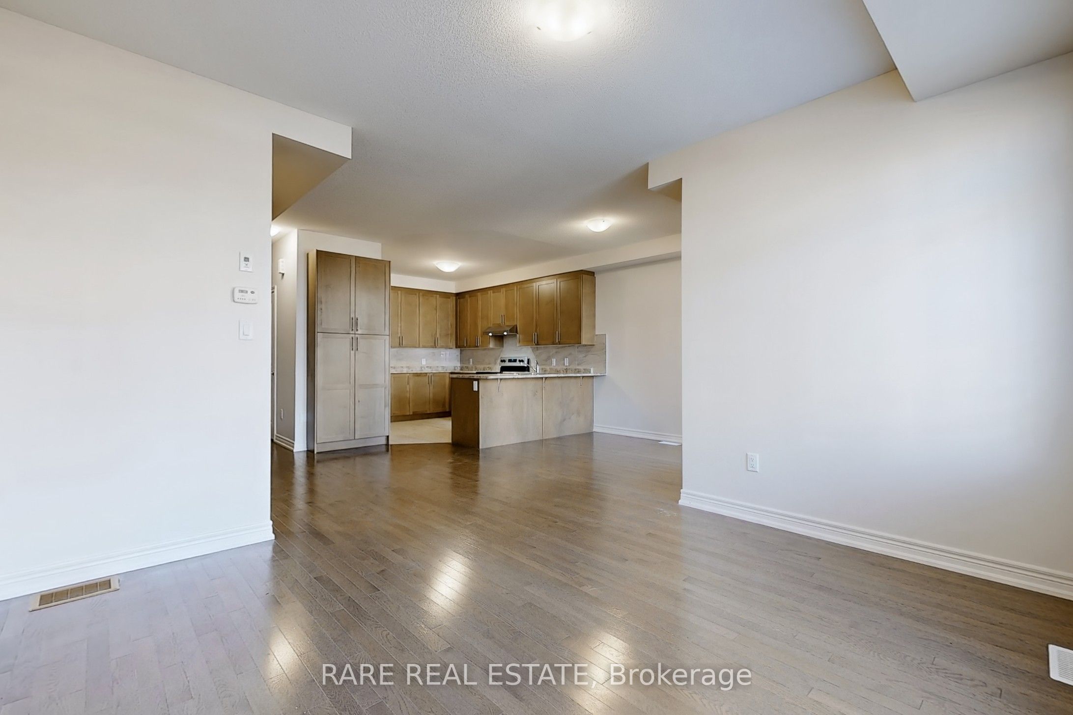 87 Fruitvale Circle, Brampton, ON L7A 5C1 photo 3