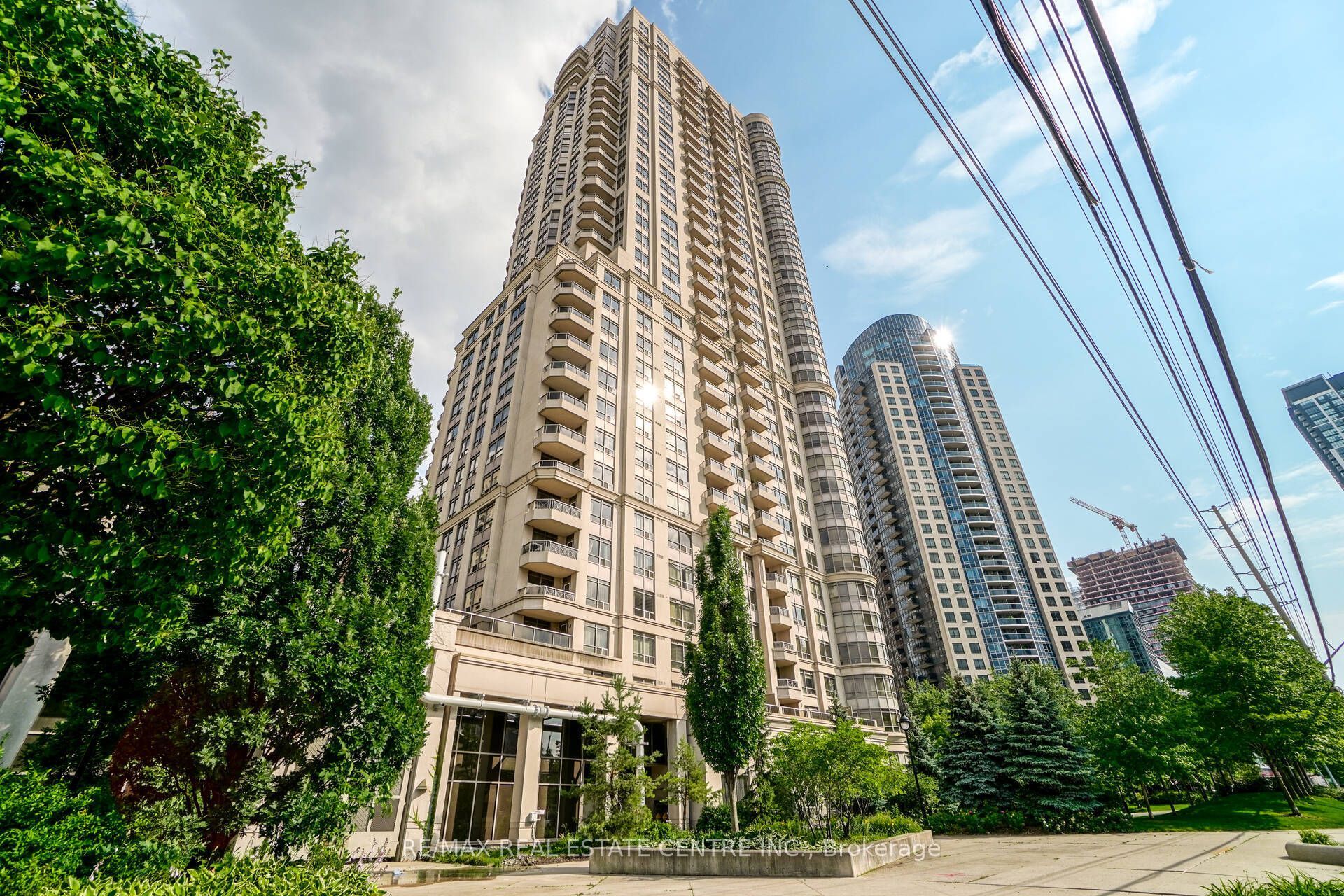 310 Burnhamthorpe Road W 1704, Mississauga, ON L5B 4P9