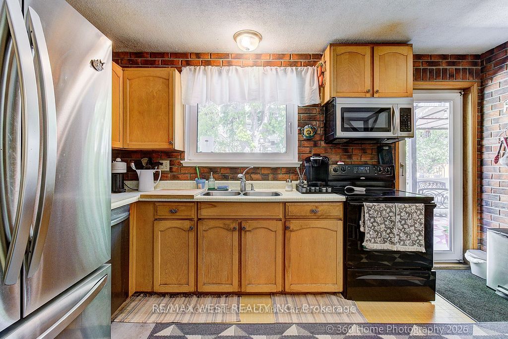 1583 Otterby Road, Mississauga, ON L4X 1W8 photo 5