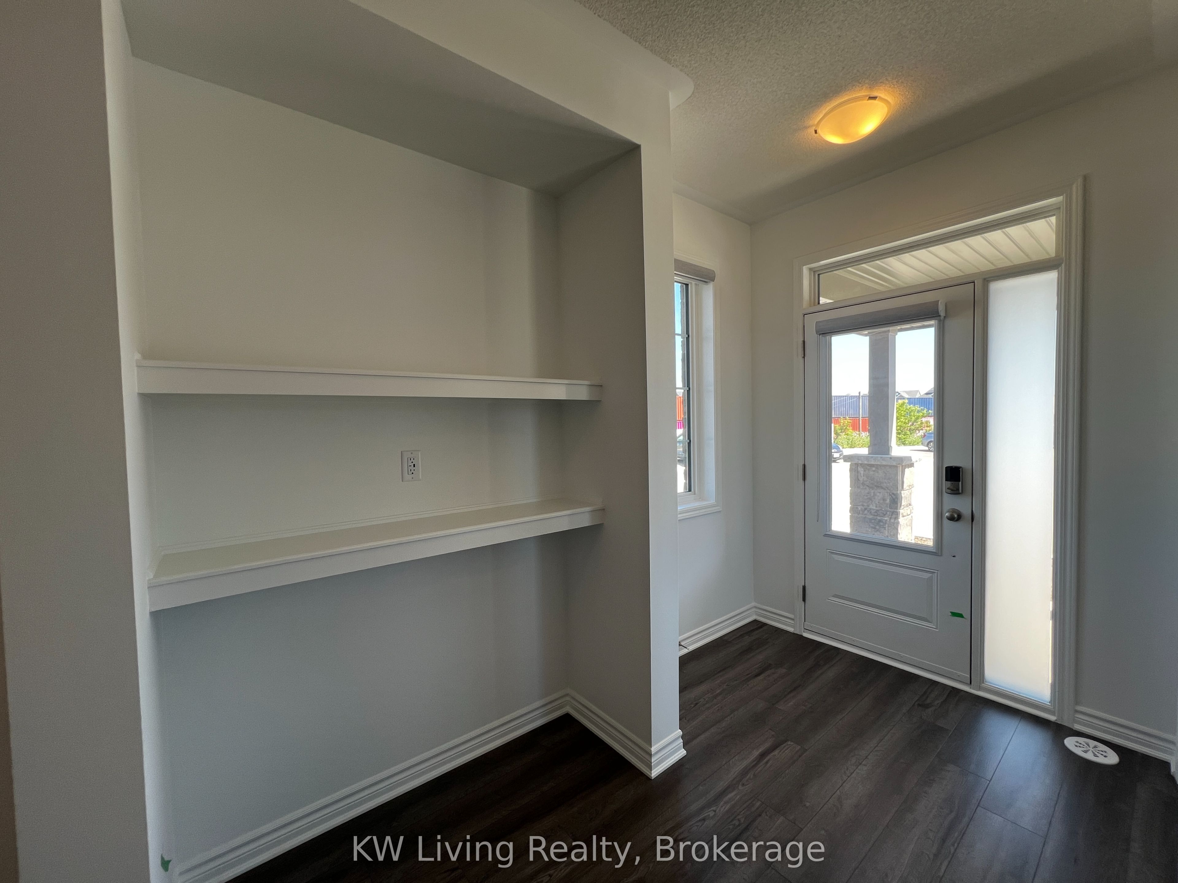 22 Elantra Drive, Brampton, ON L7A 5M6 photo 2