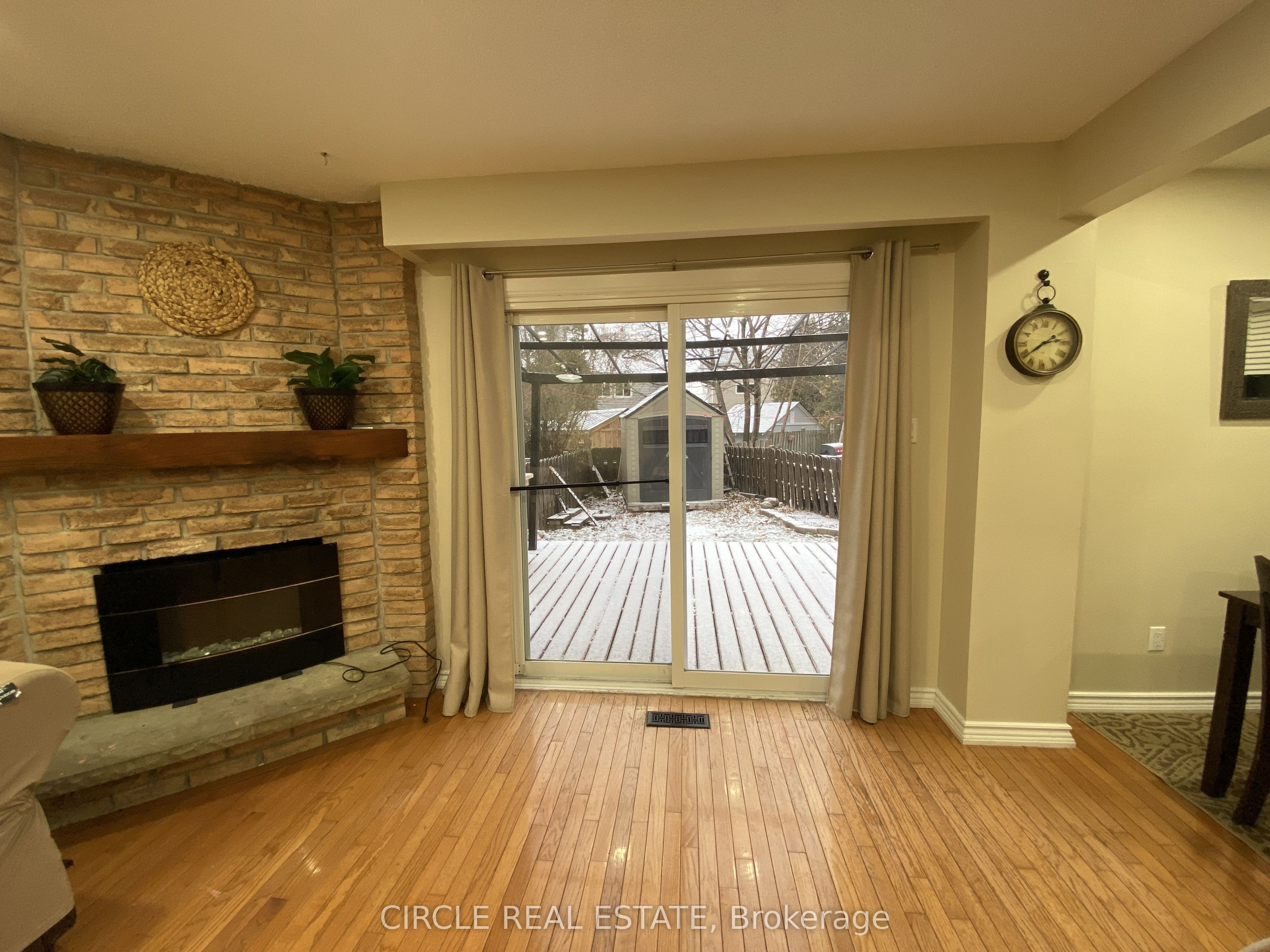 35 Fanshawe Drive, Brampton, ON L6Z 1A7 photo 3
